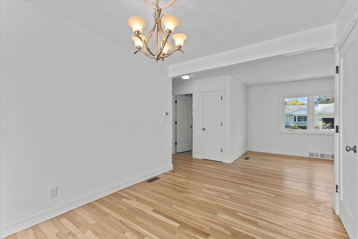 11 Duchess Avenue Property Photo 9