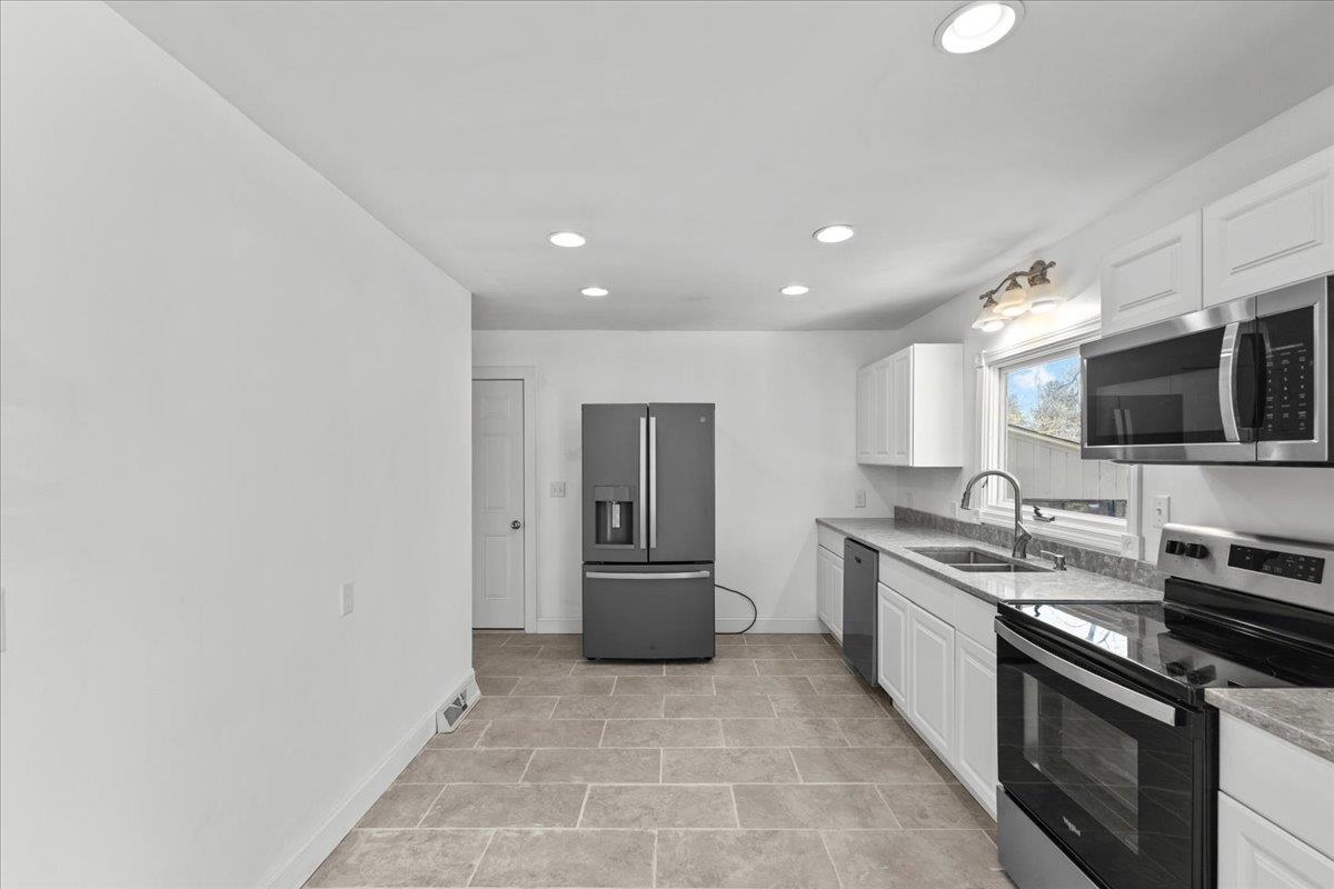 11 Duchess Avenue Property Photo 14