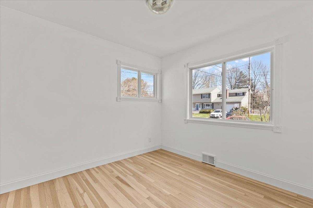 11 Duchess Avenue Property Photo 15