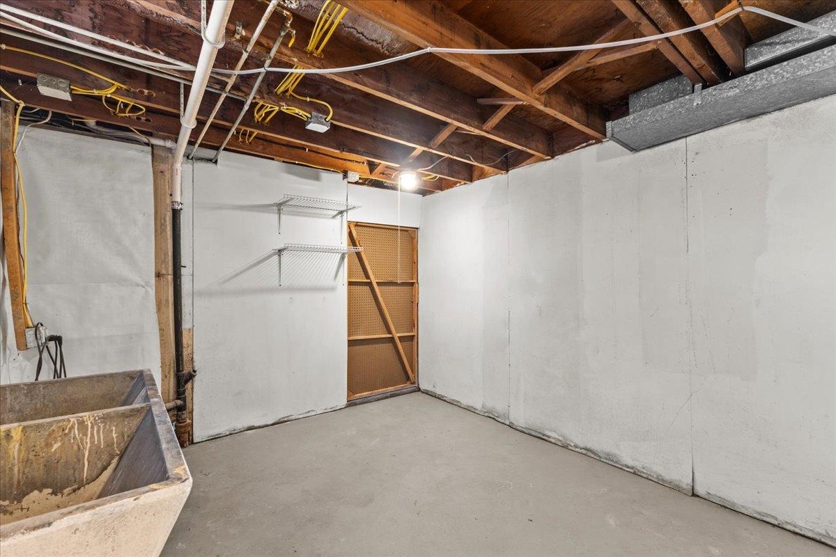 11 Duchess Avenue Property Photo 23
