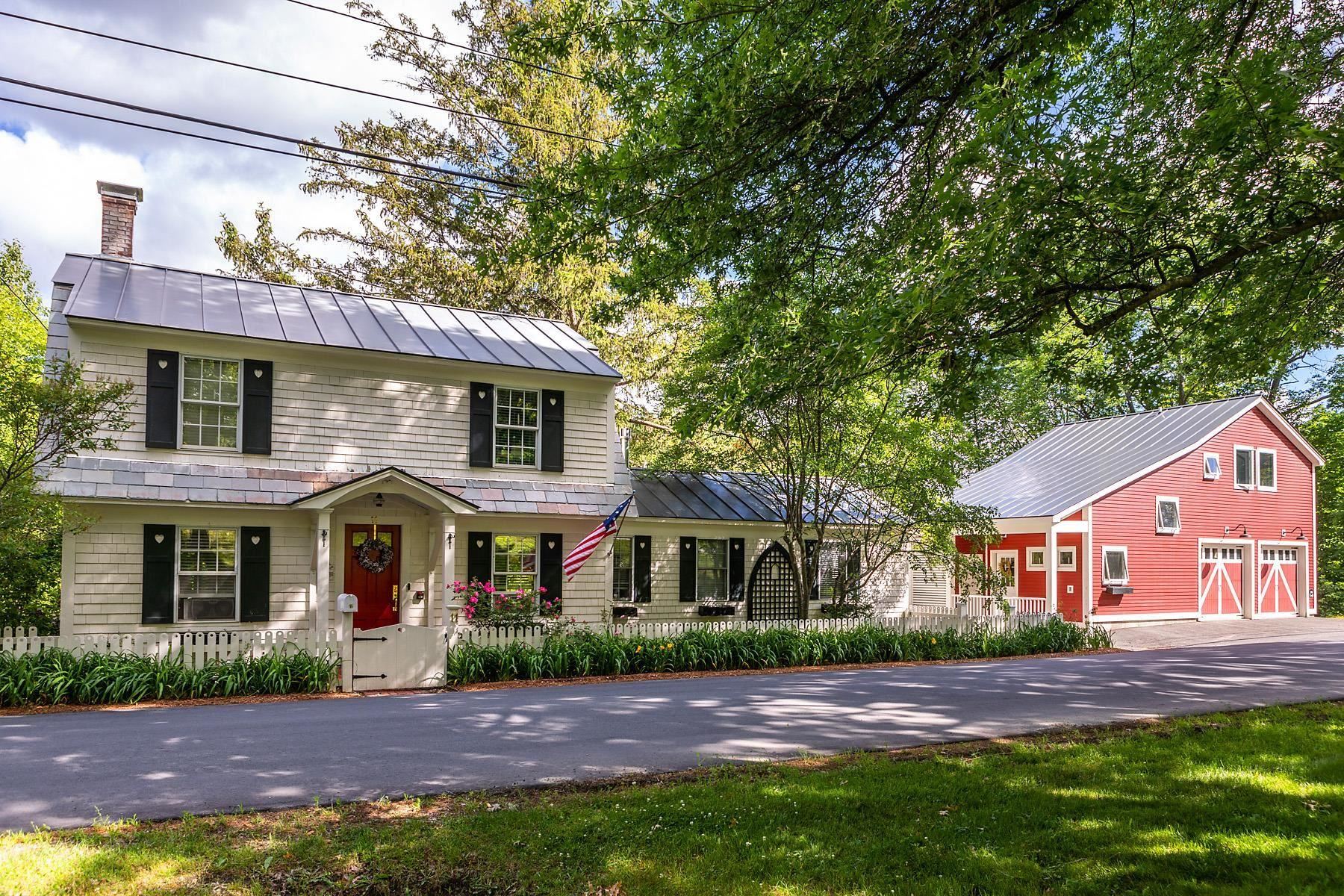11 College Hill Road Property Photo 1