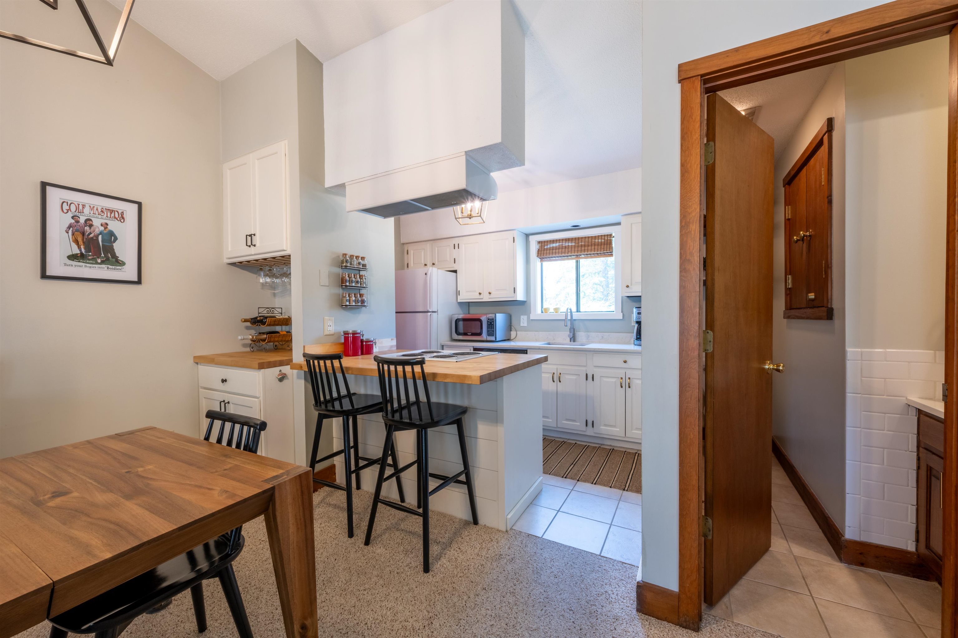383 Old Quechee Road Property Photo 12