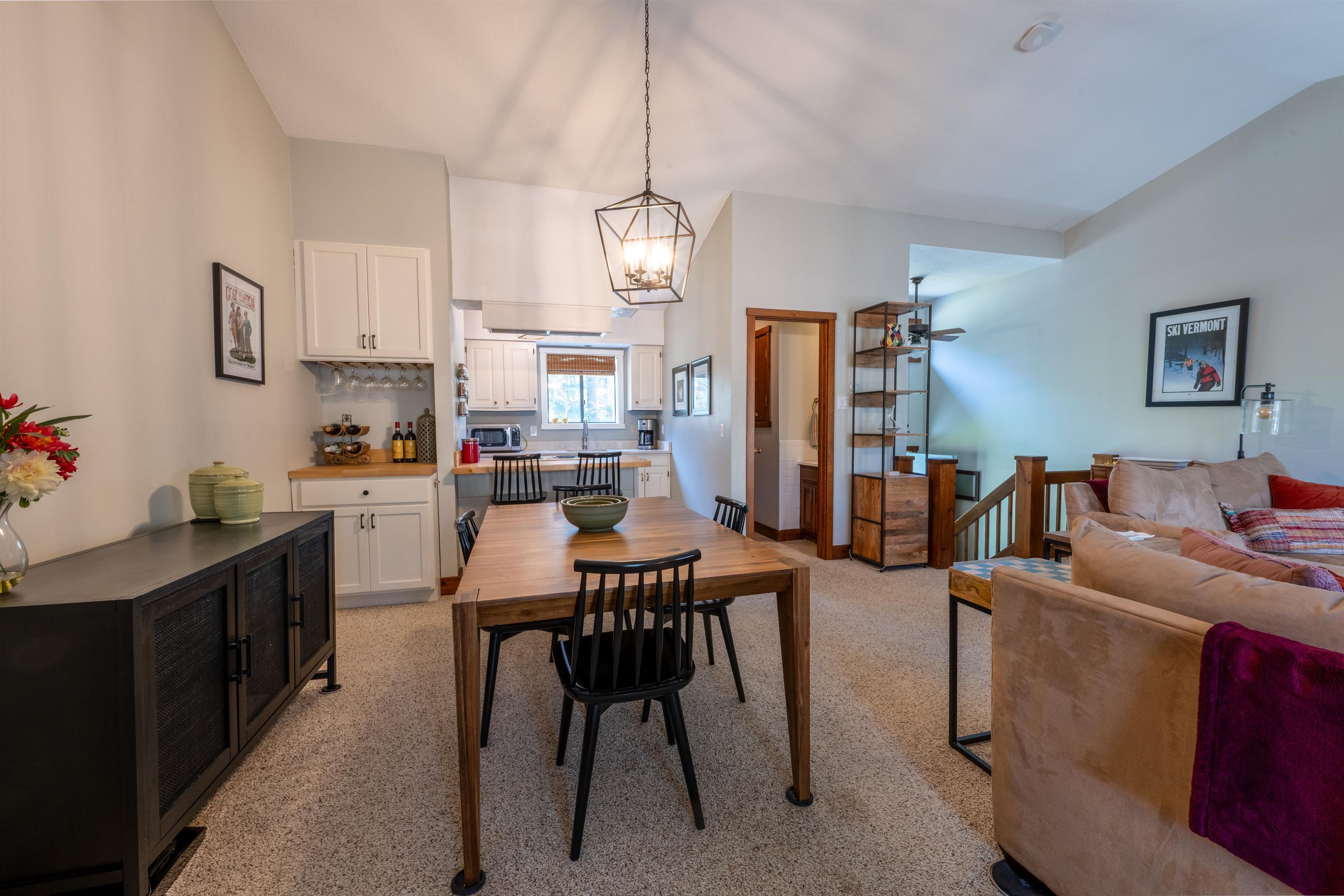 383 Old Quechee Road Property Photo 13