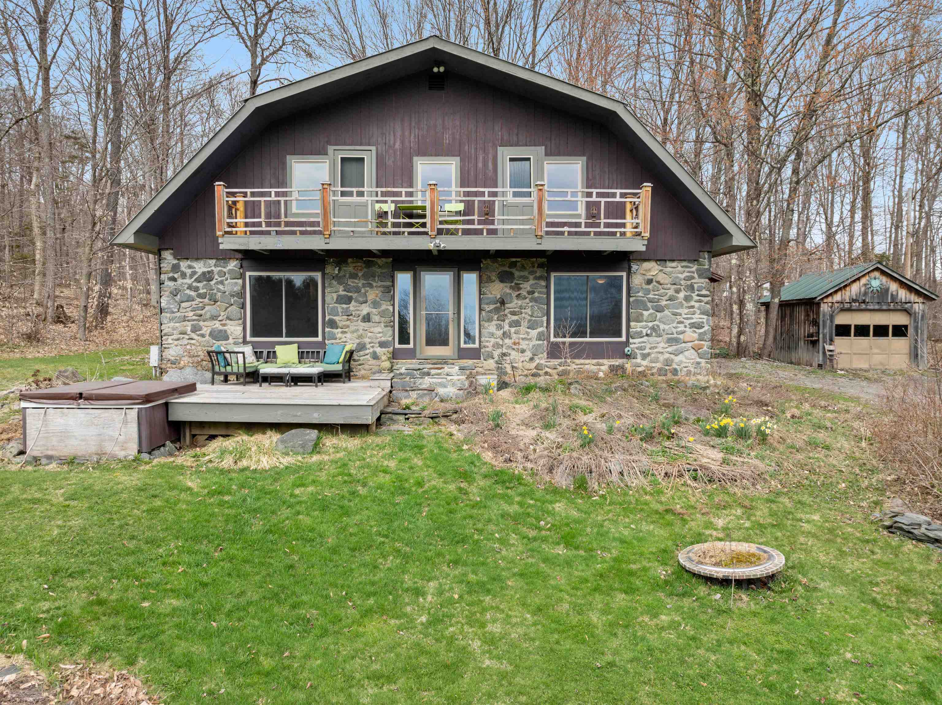 518 Hampshire Hill Road Property Photo 1