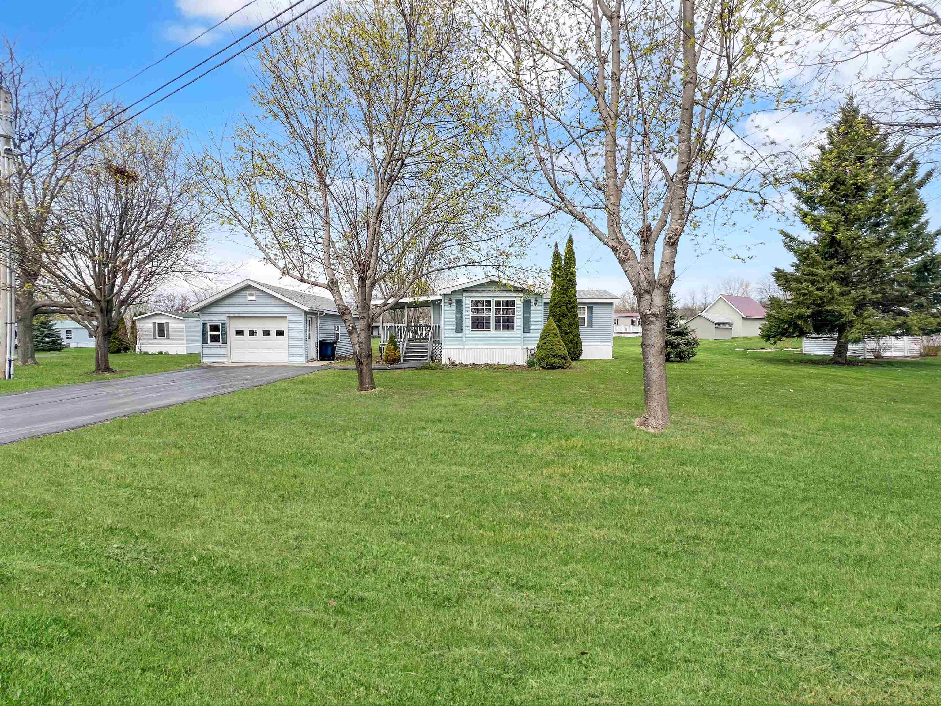 10 Marc Avenue Property Photo 4