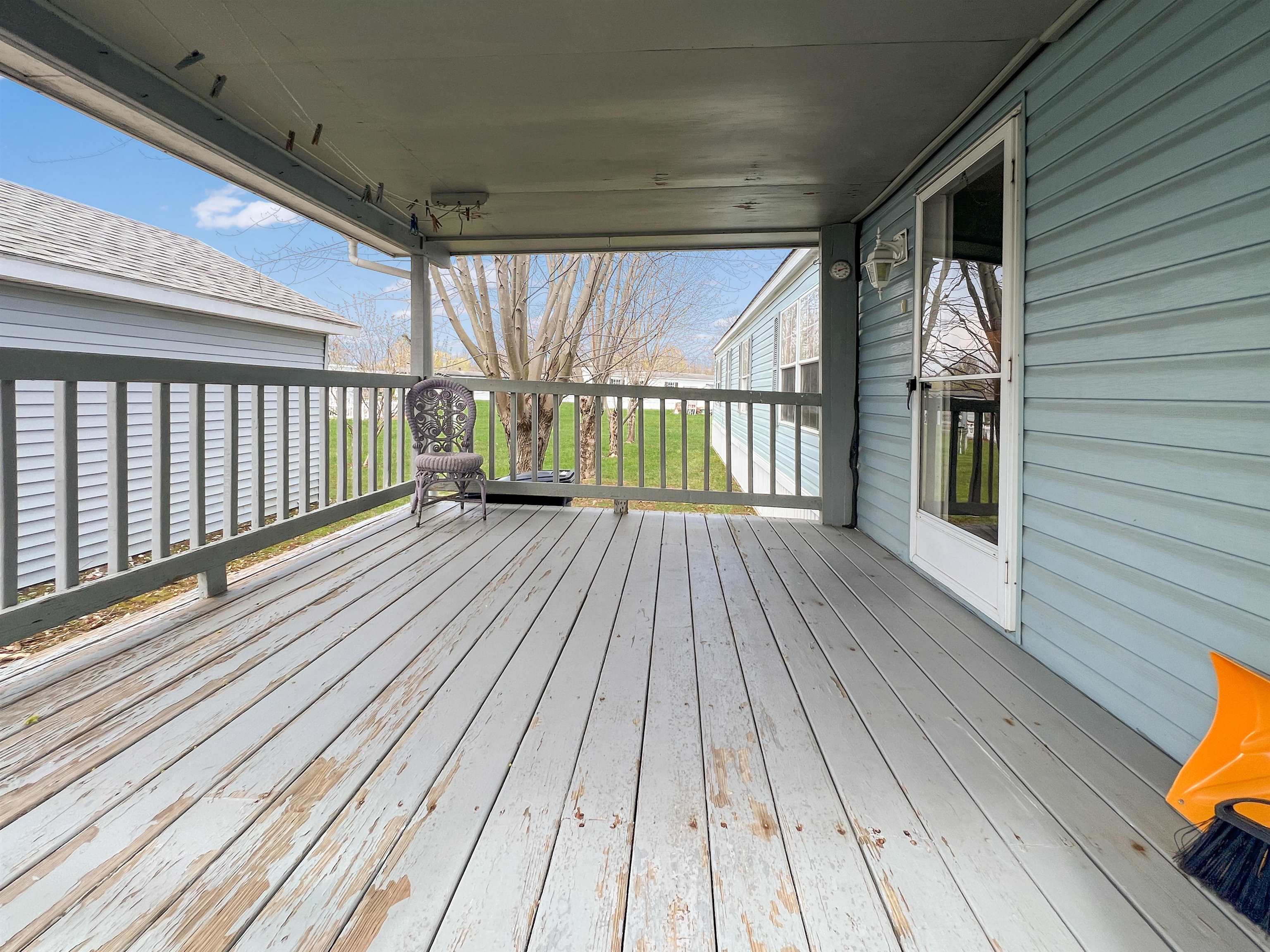 10 Marc Avenue Property Photo 18