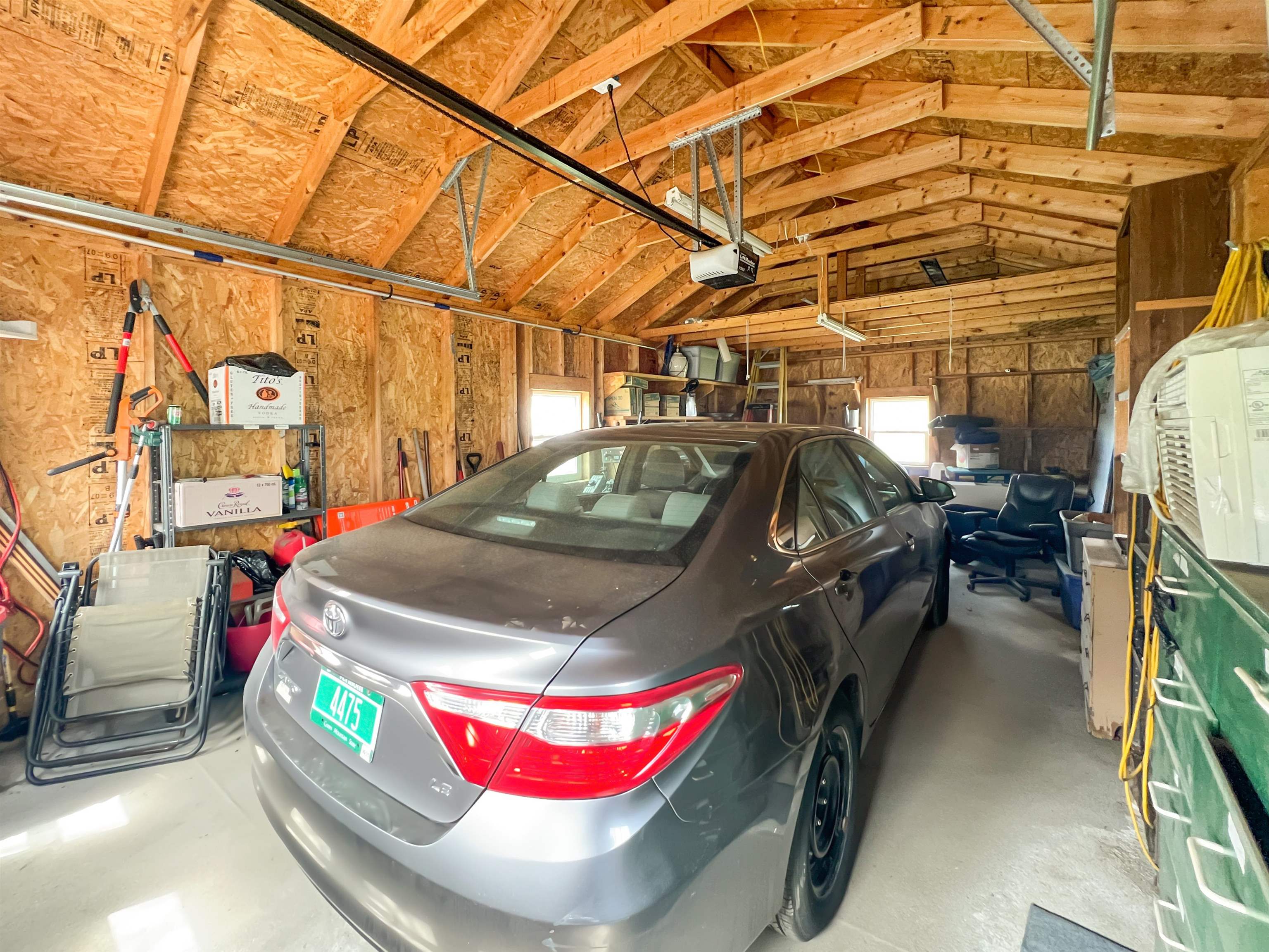 10 Marc Avenue Property Photo 19