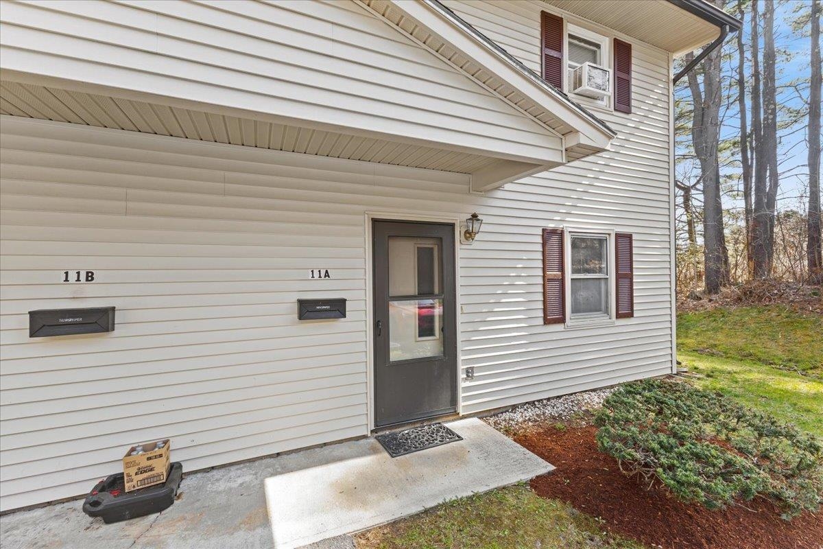 86 Pinecrest Drive 11a Property Photo 2