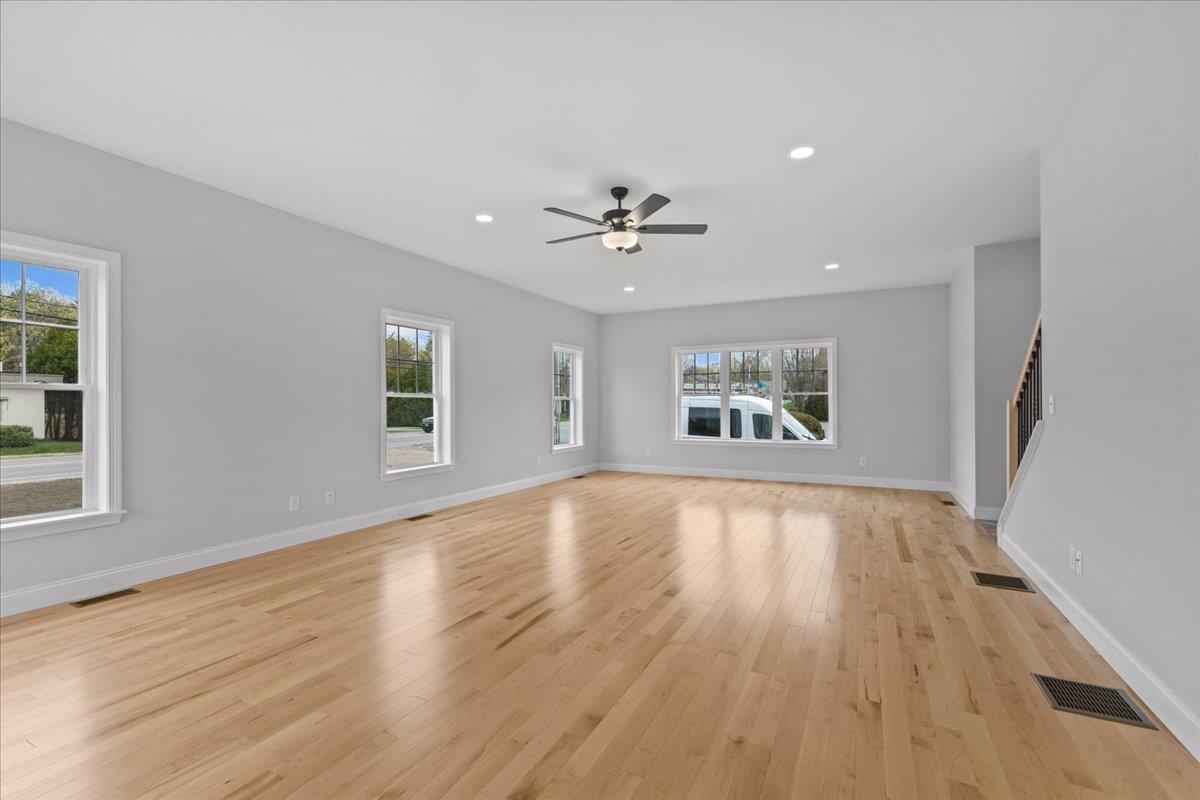 18 Walters Way Property Photo 7