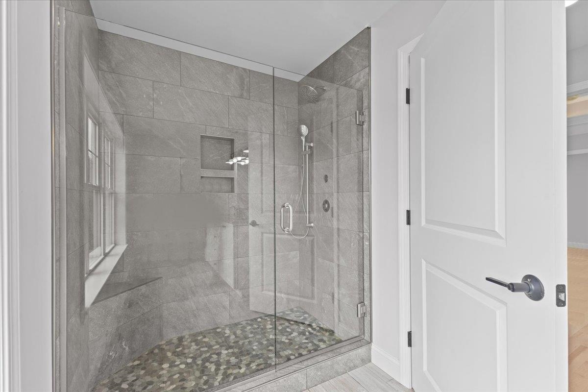 18 Walters Way Property Photo 16
