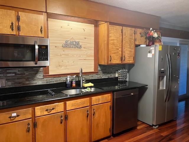 107 Middle Road Property Photo 7
