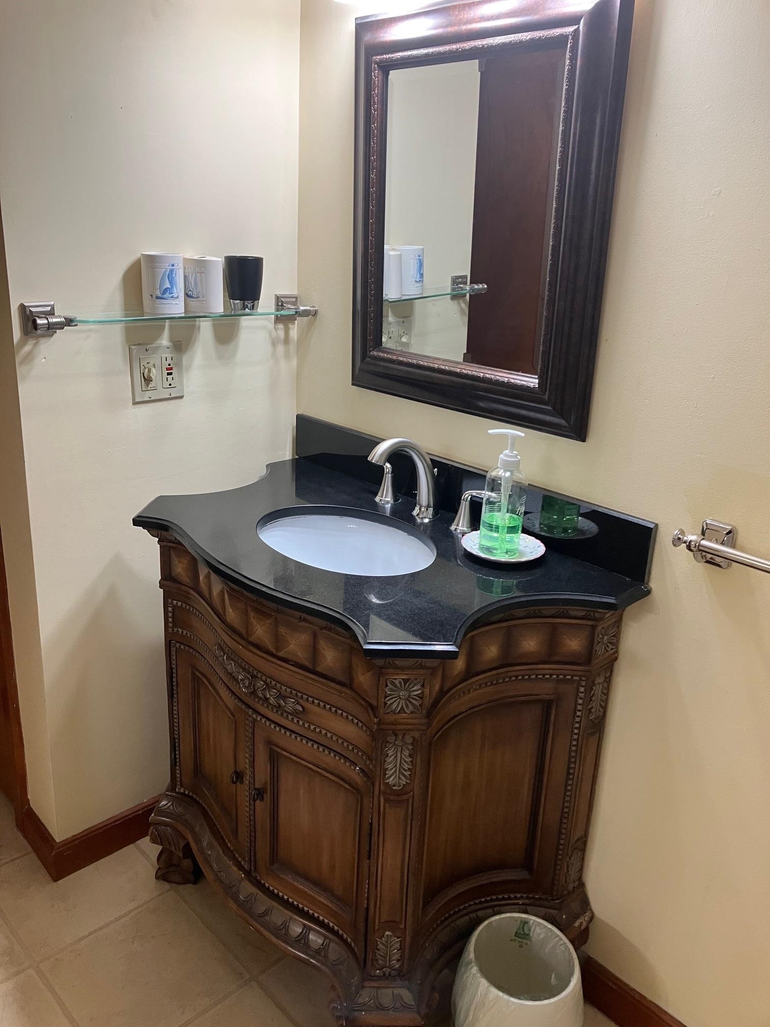 107 Middle Road Property Photo 30