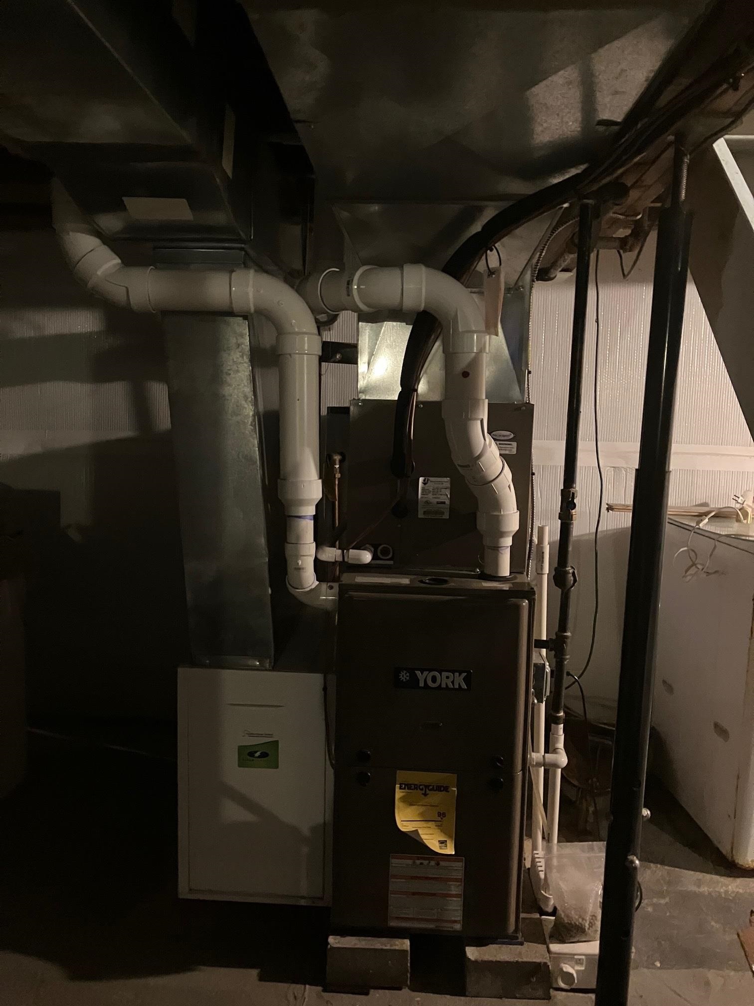 107 Middle Road Property Photo 32
