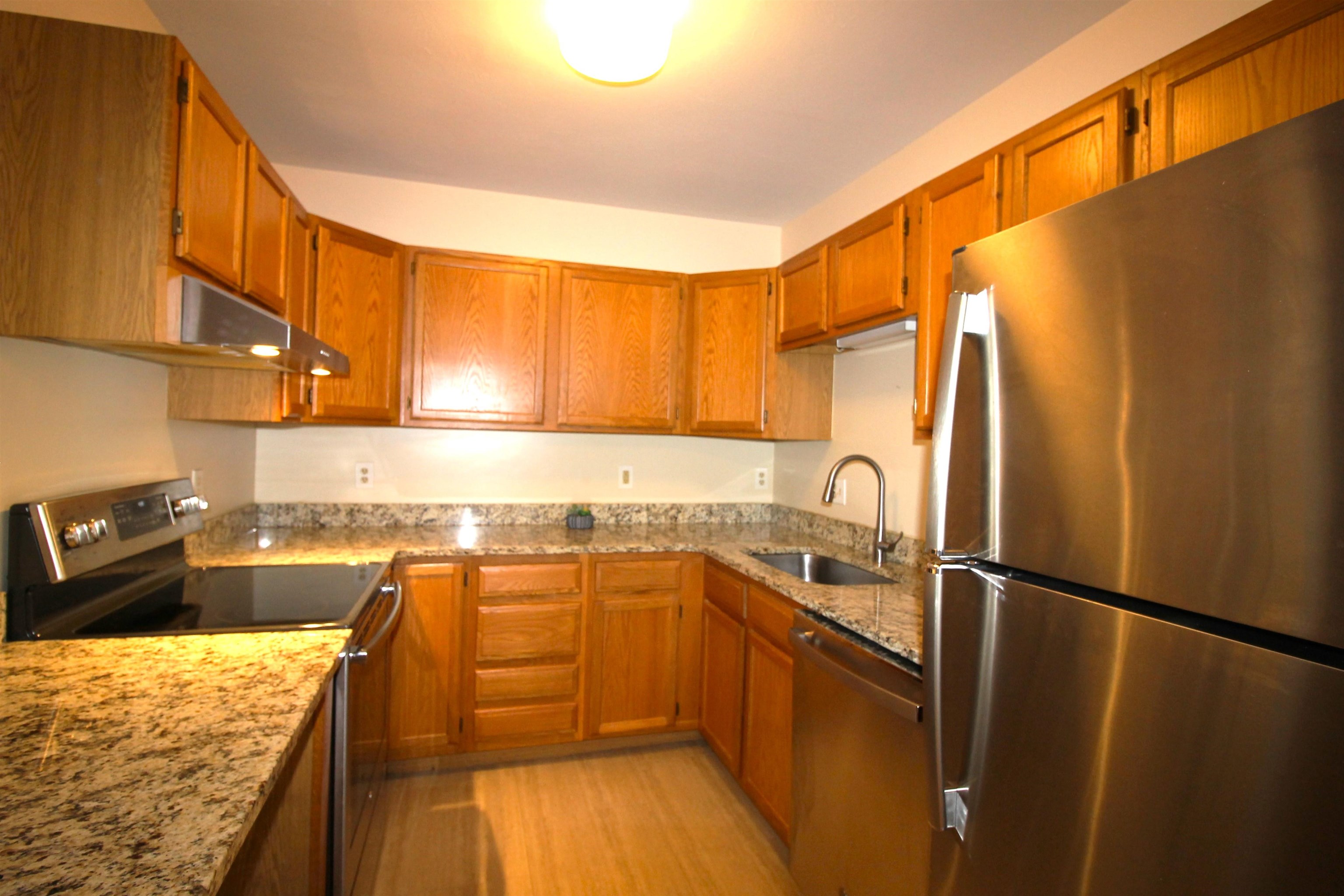 5 Tsienneto Road Property Photo 1