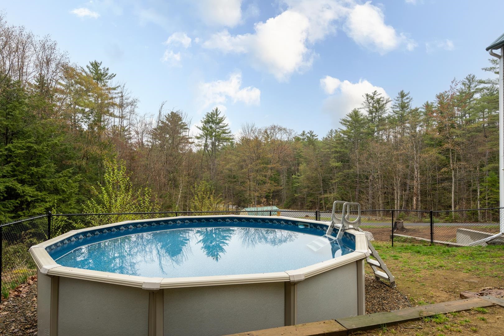 531 New Hampshire Route 3a Property Photo 36