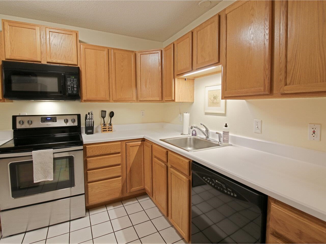 78 Bayberry Lane Property Photo 5