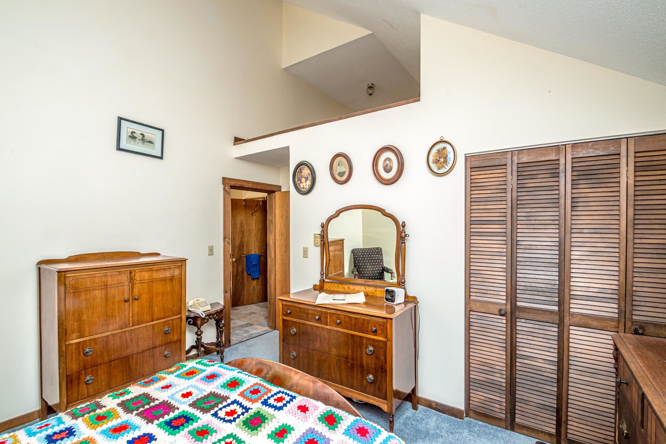 26 Private West 4 Property Photo 21