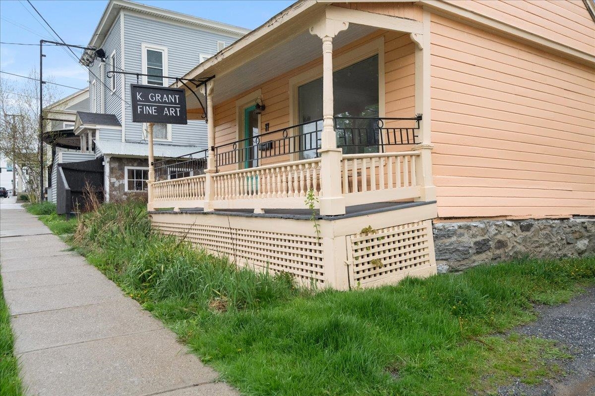 37 Green Street Property Photo 35