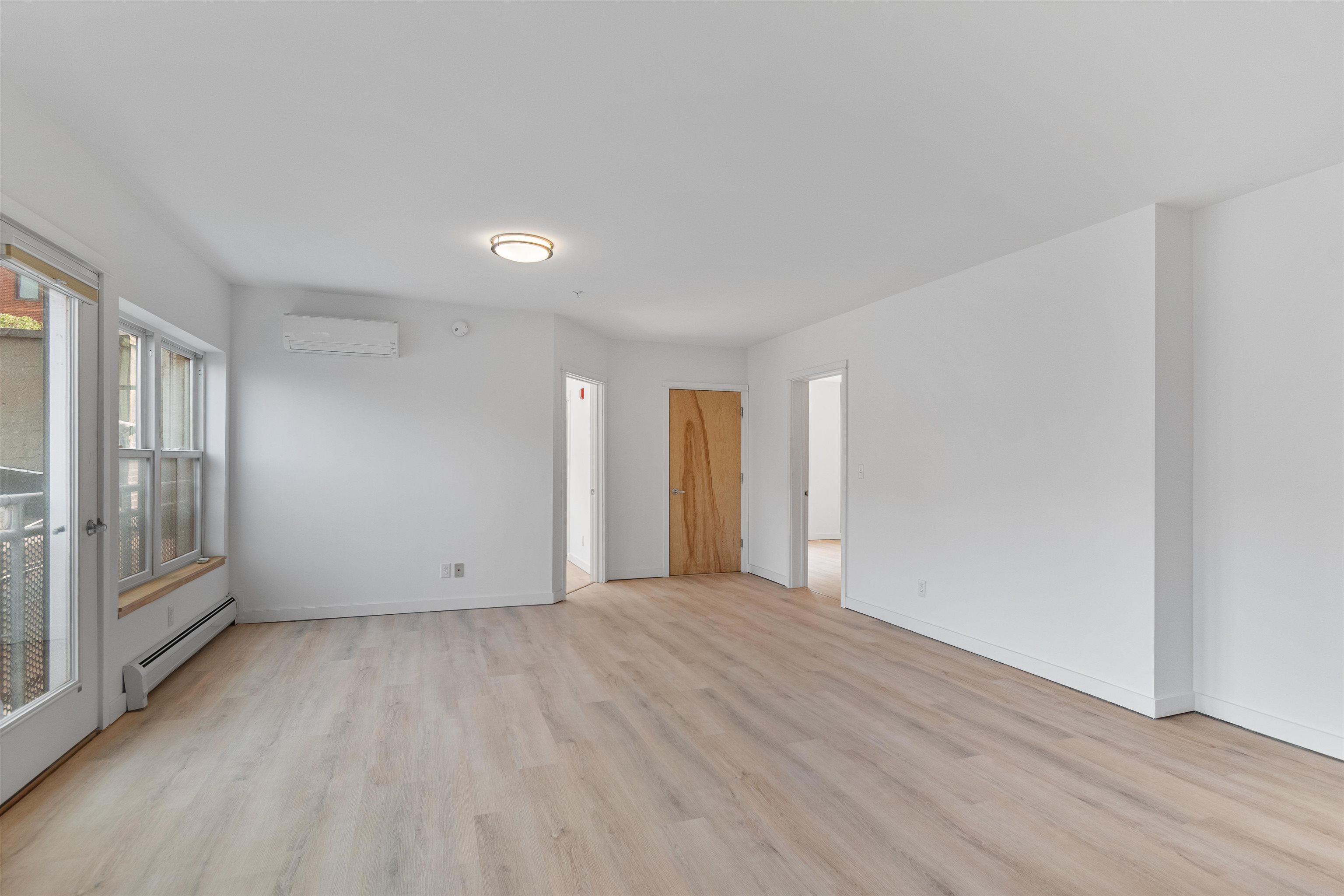 193 St. Paul Street Property Photo 1