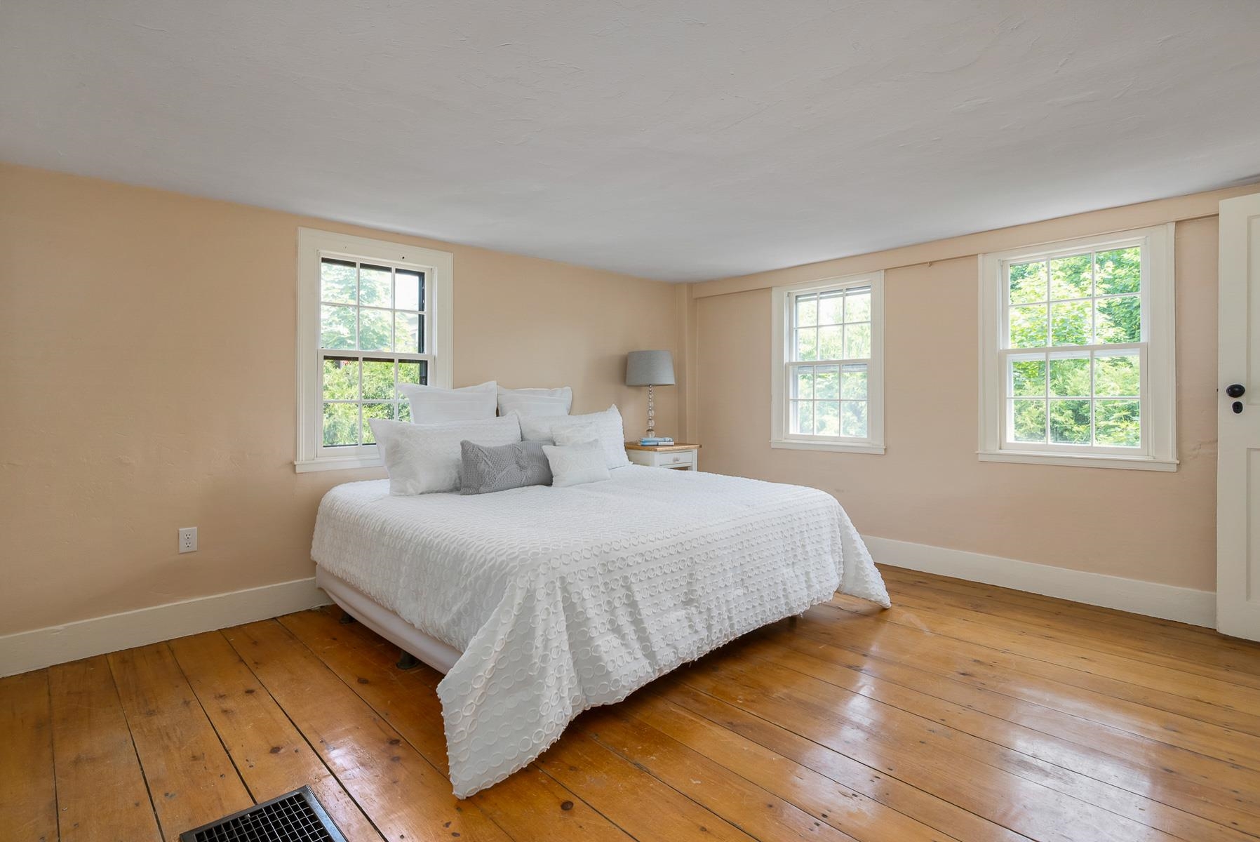 1 Webster Way Property Photo 18
