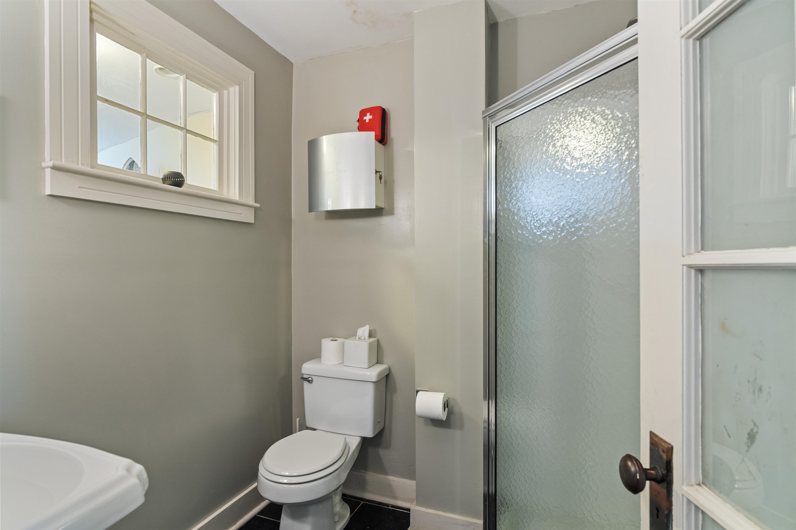 5 Winter Street Property Photo 38