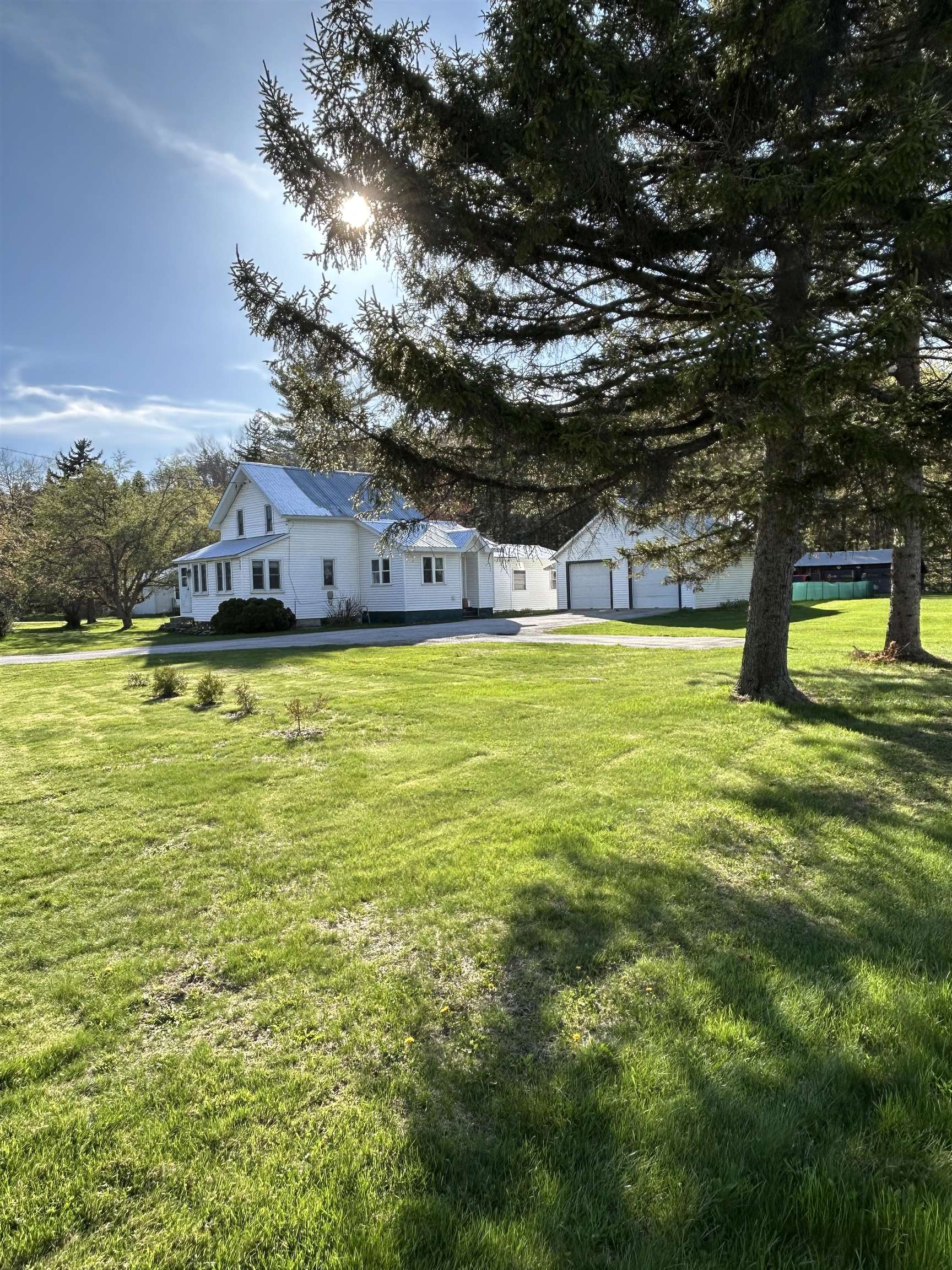 2903 Vt Route 107 Property Photo 1