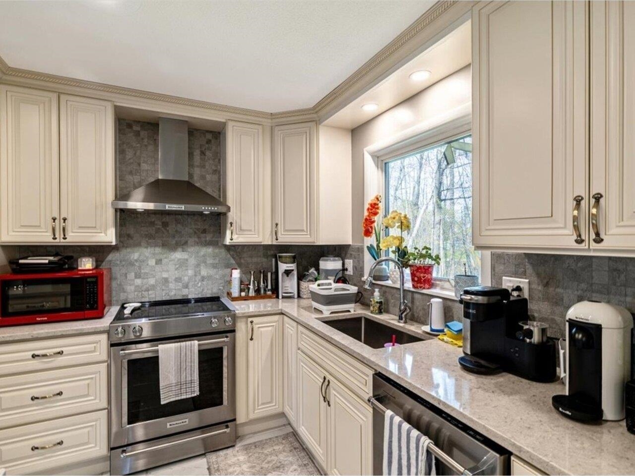 33 Rosewood Lane Property Photo 11