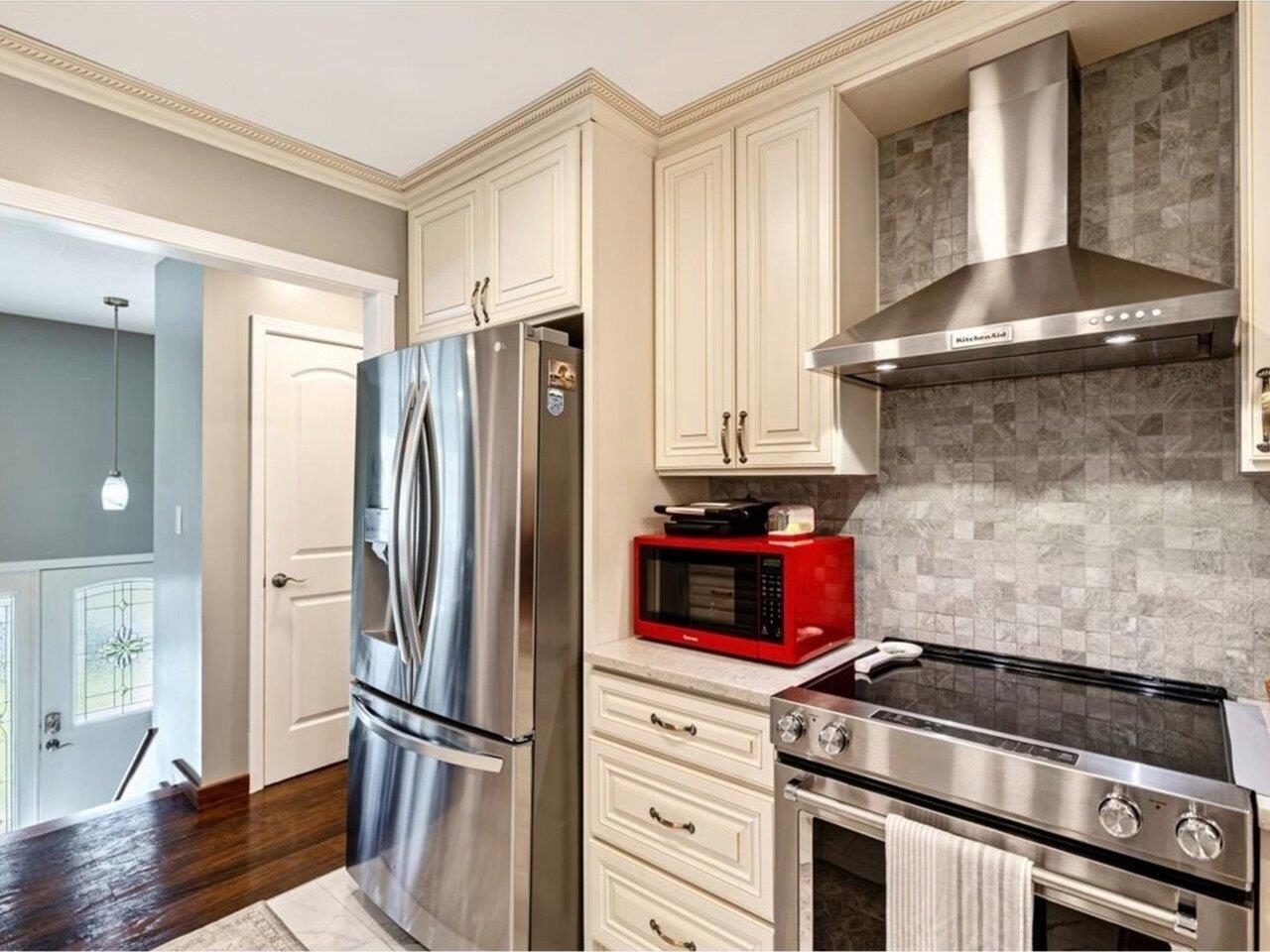 33 Rosewood Lane Property Photo 13