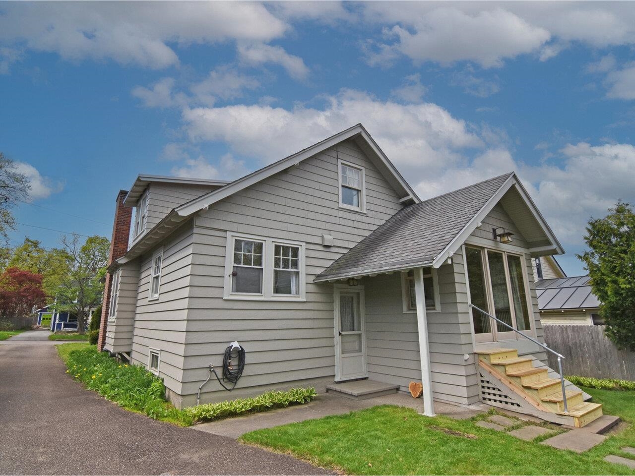 166 Ferguson Avenue Property Photo 6