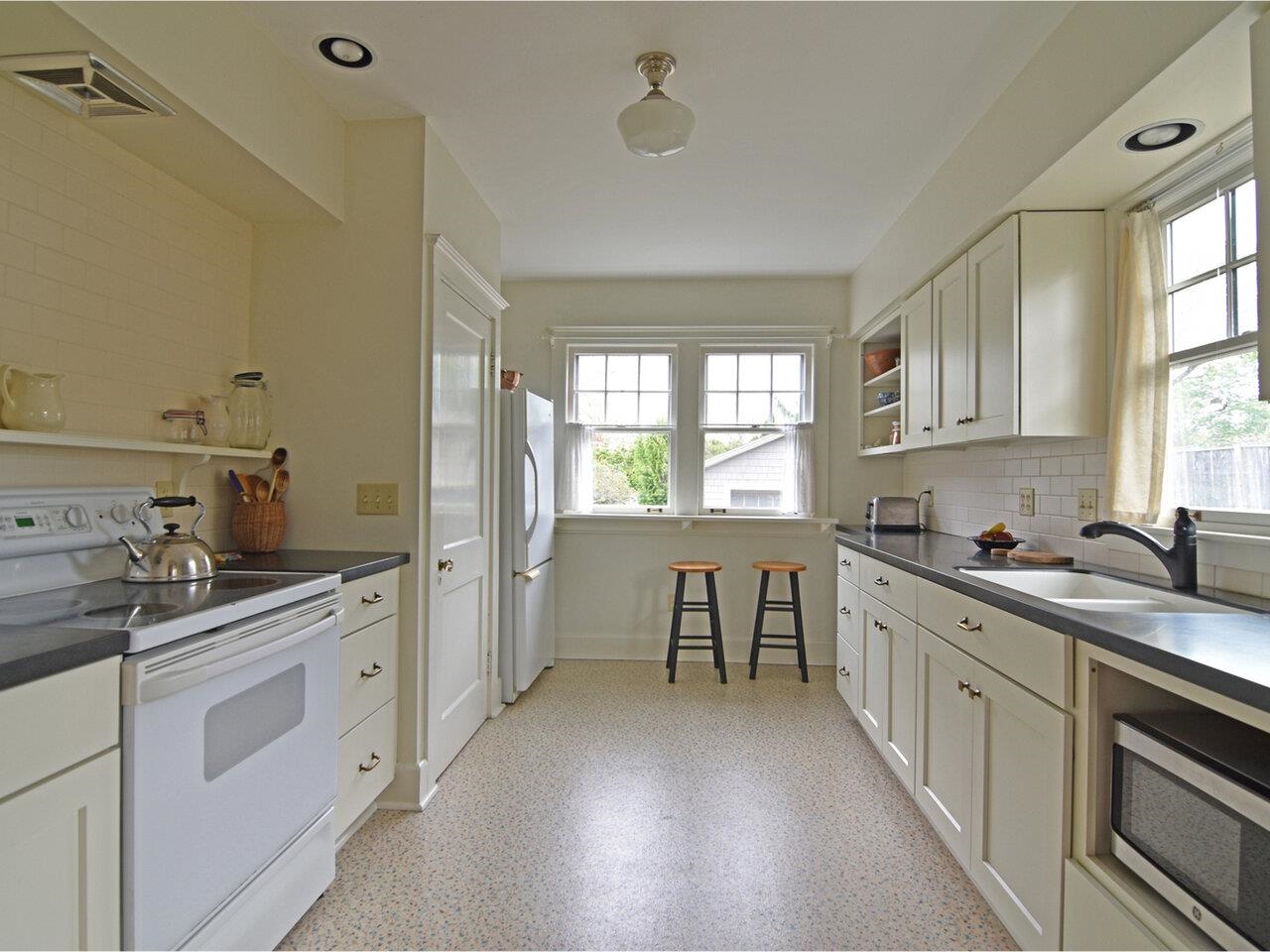 166 Ferguson Avenue Property Photo 18