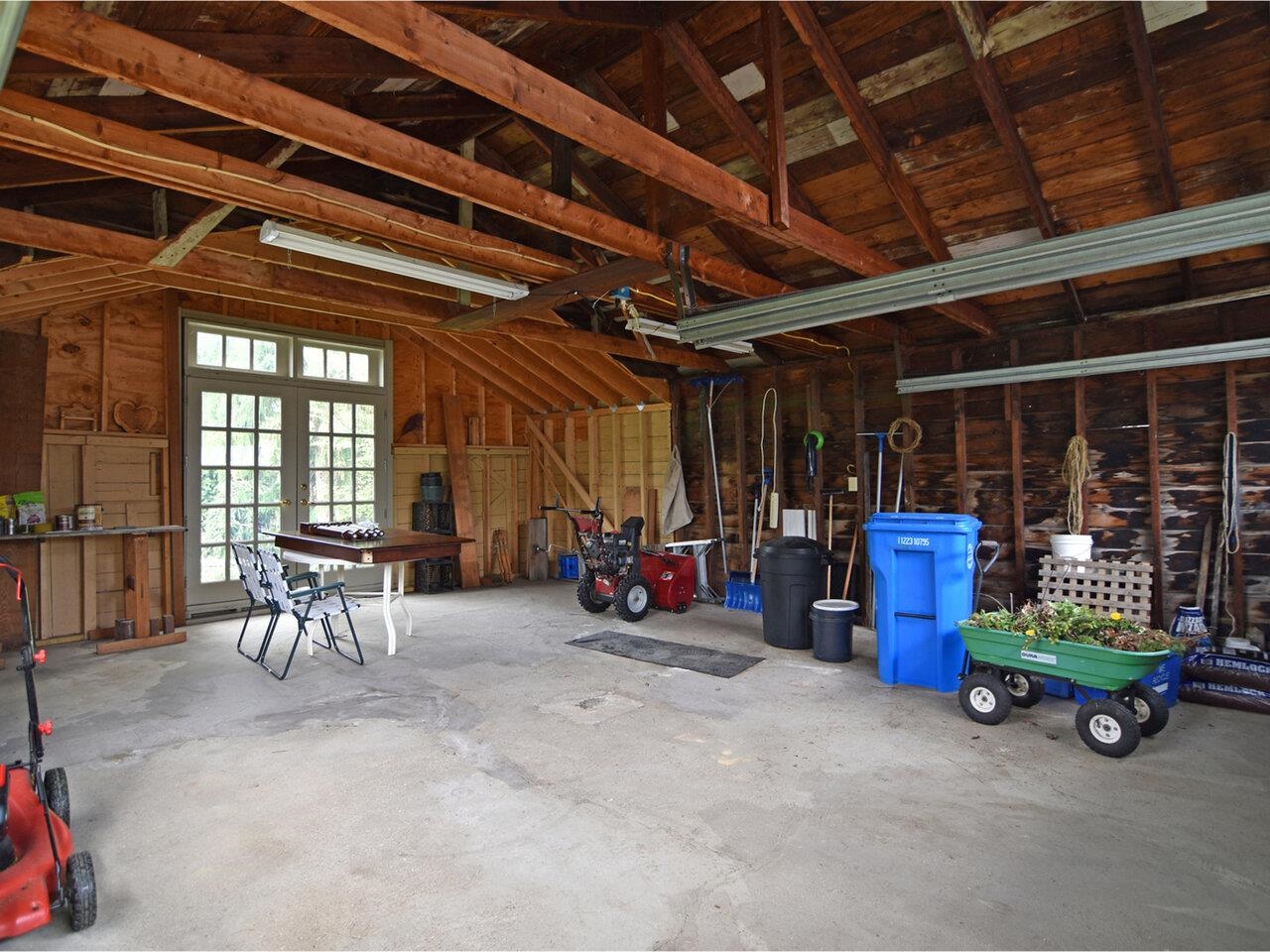 166 Ferguson Avenue Property Photo 52