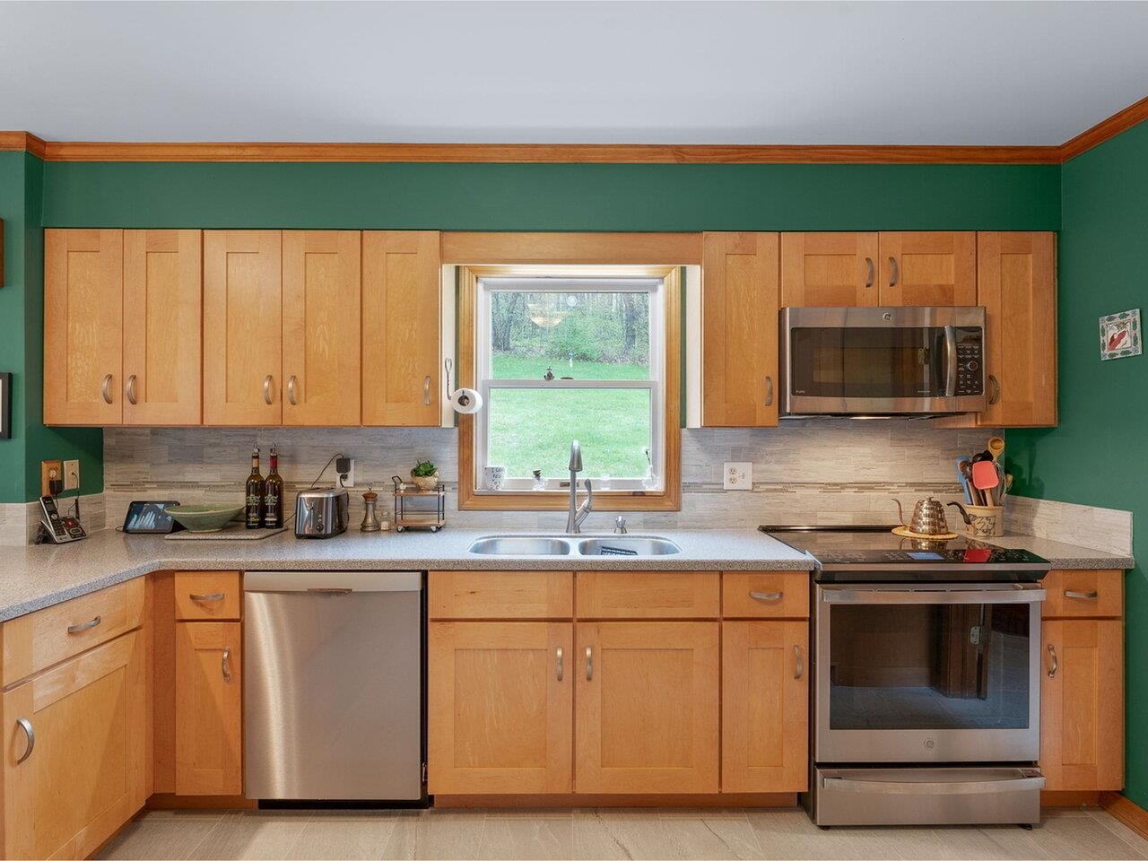 898 Old Airport Road Property Photo 12