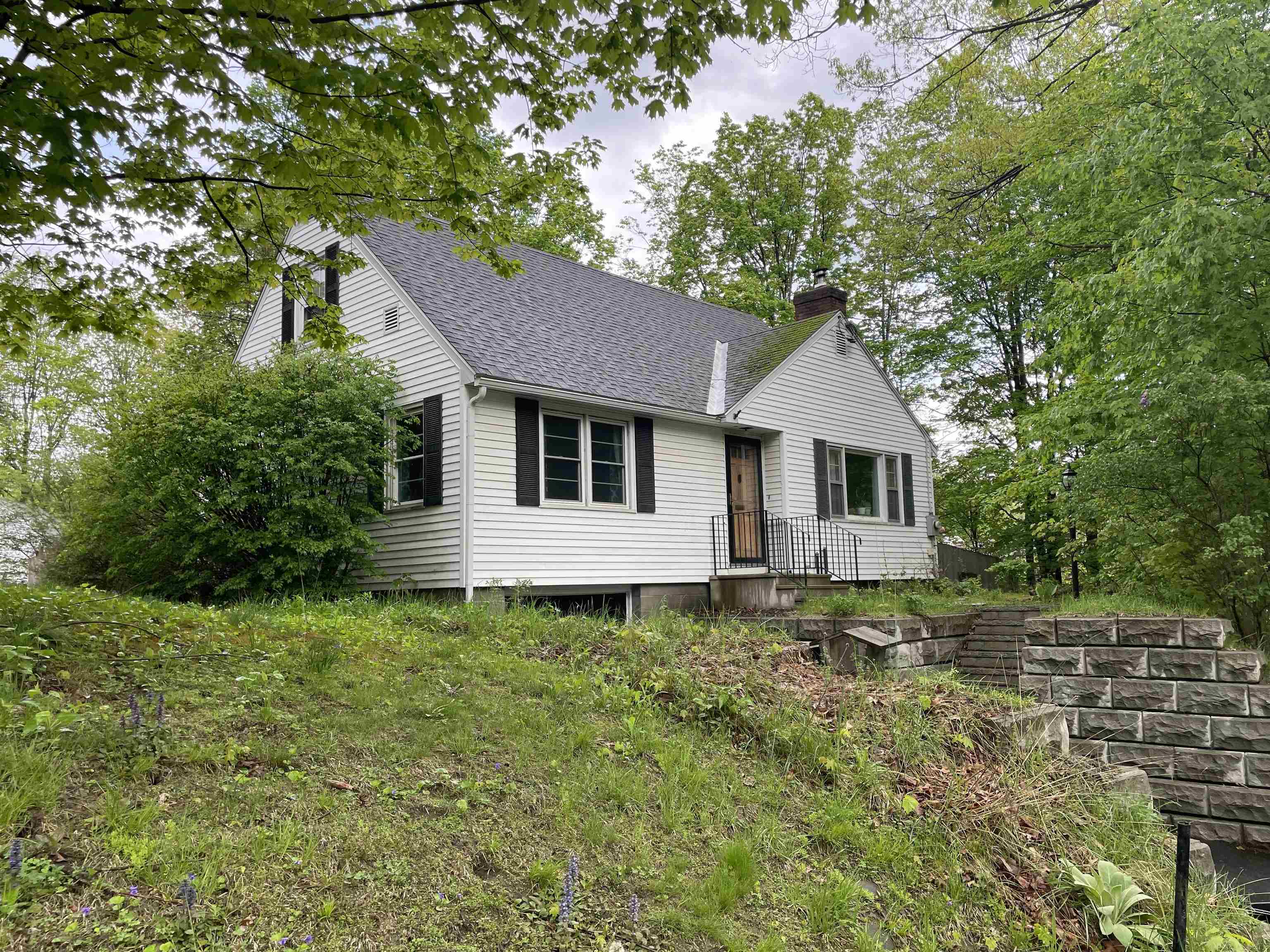 11 Maple Street Property Photo 1