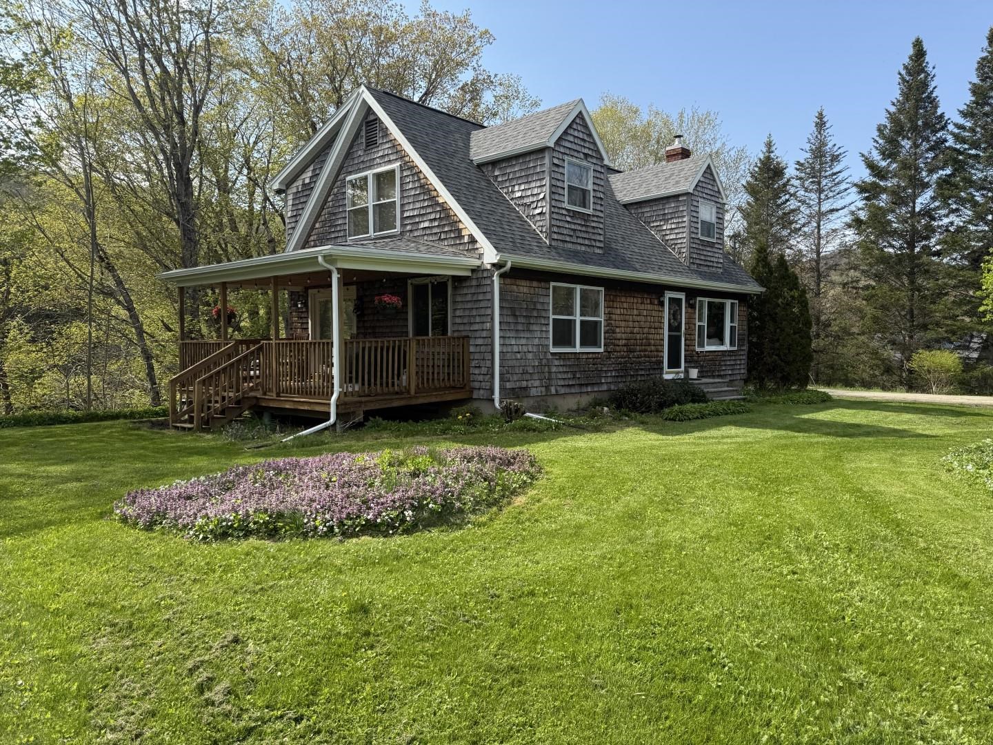 9248 Main Road Property Photo 1