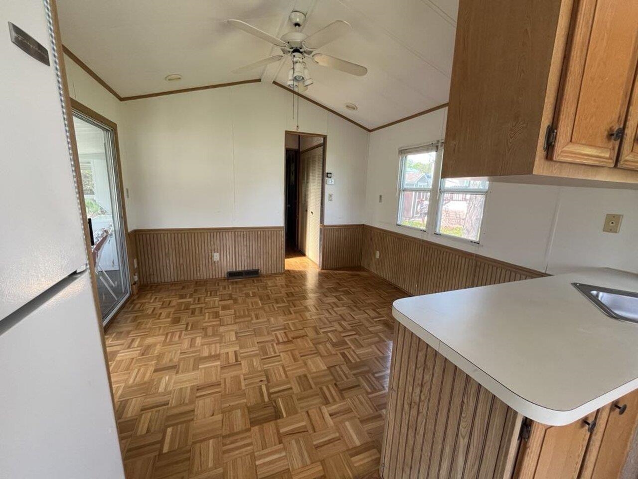 17 Jonathan Circle Property Photo 6