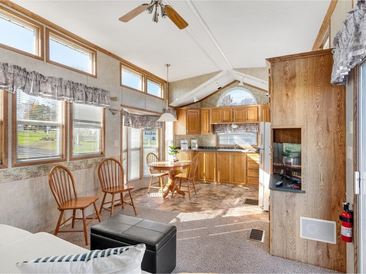 10 Salmon Lane Property Photo 3