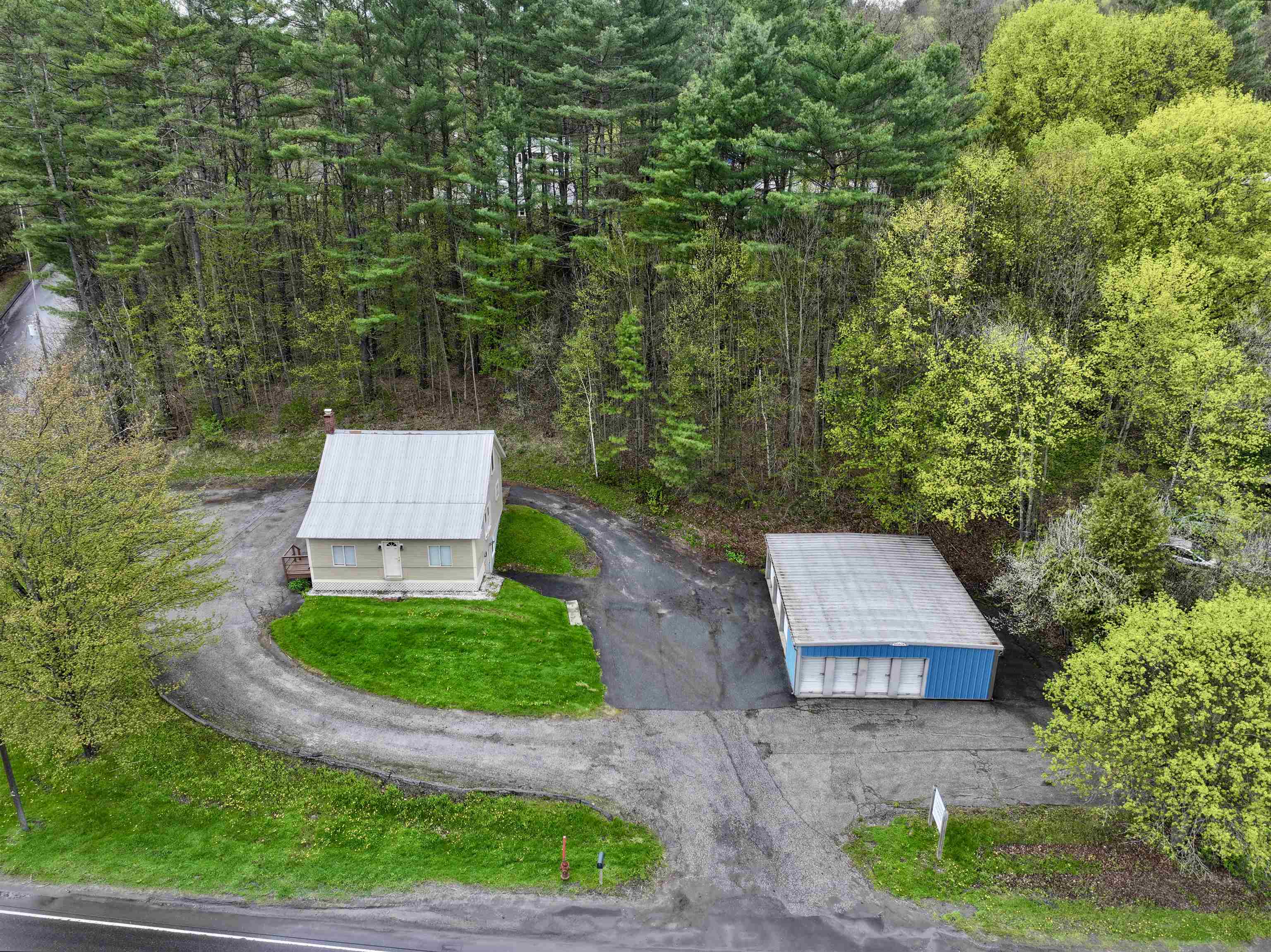 371 River Street Property Photo 2