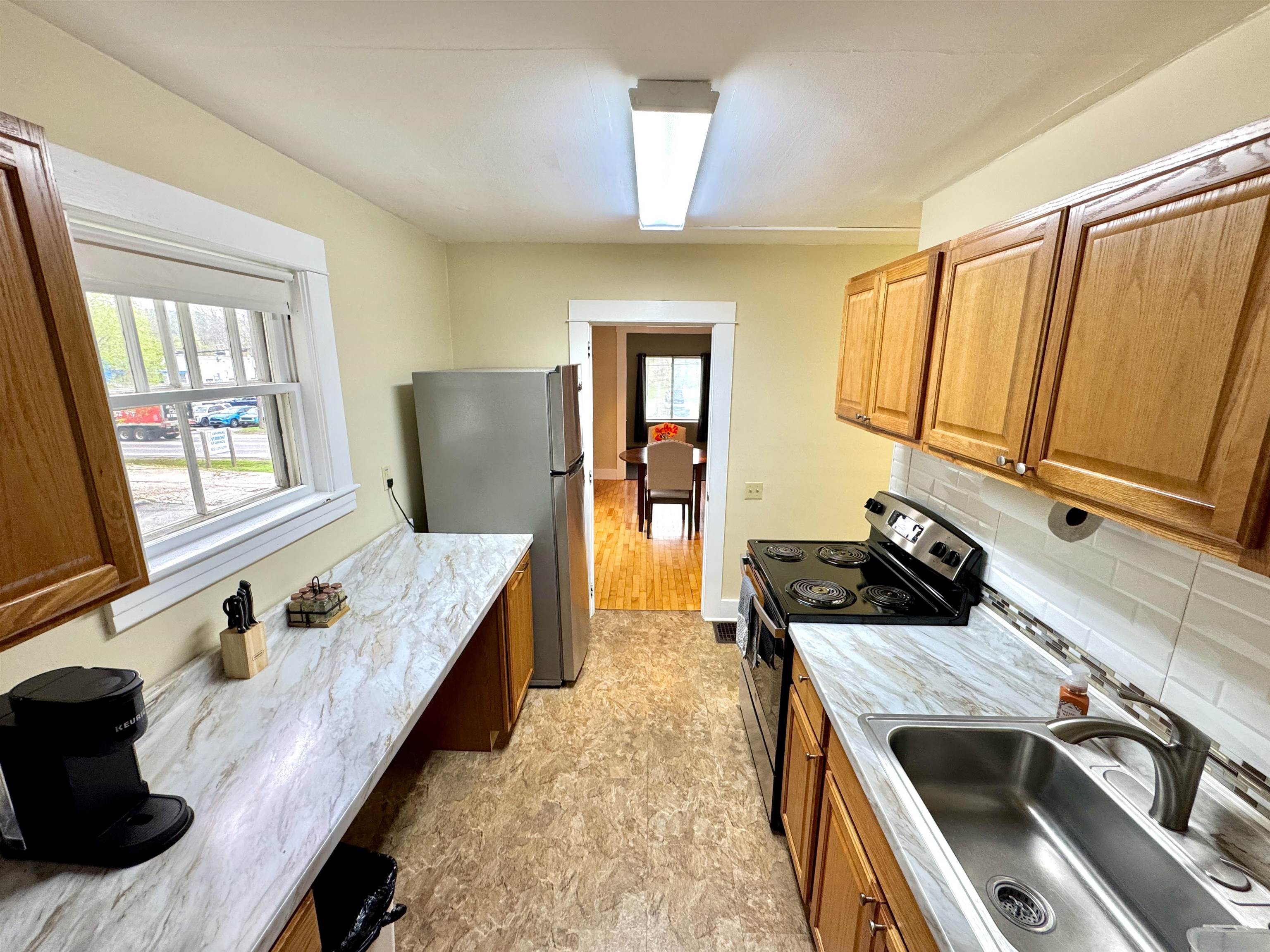 371 River Street Property Photo 5