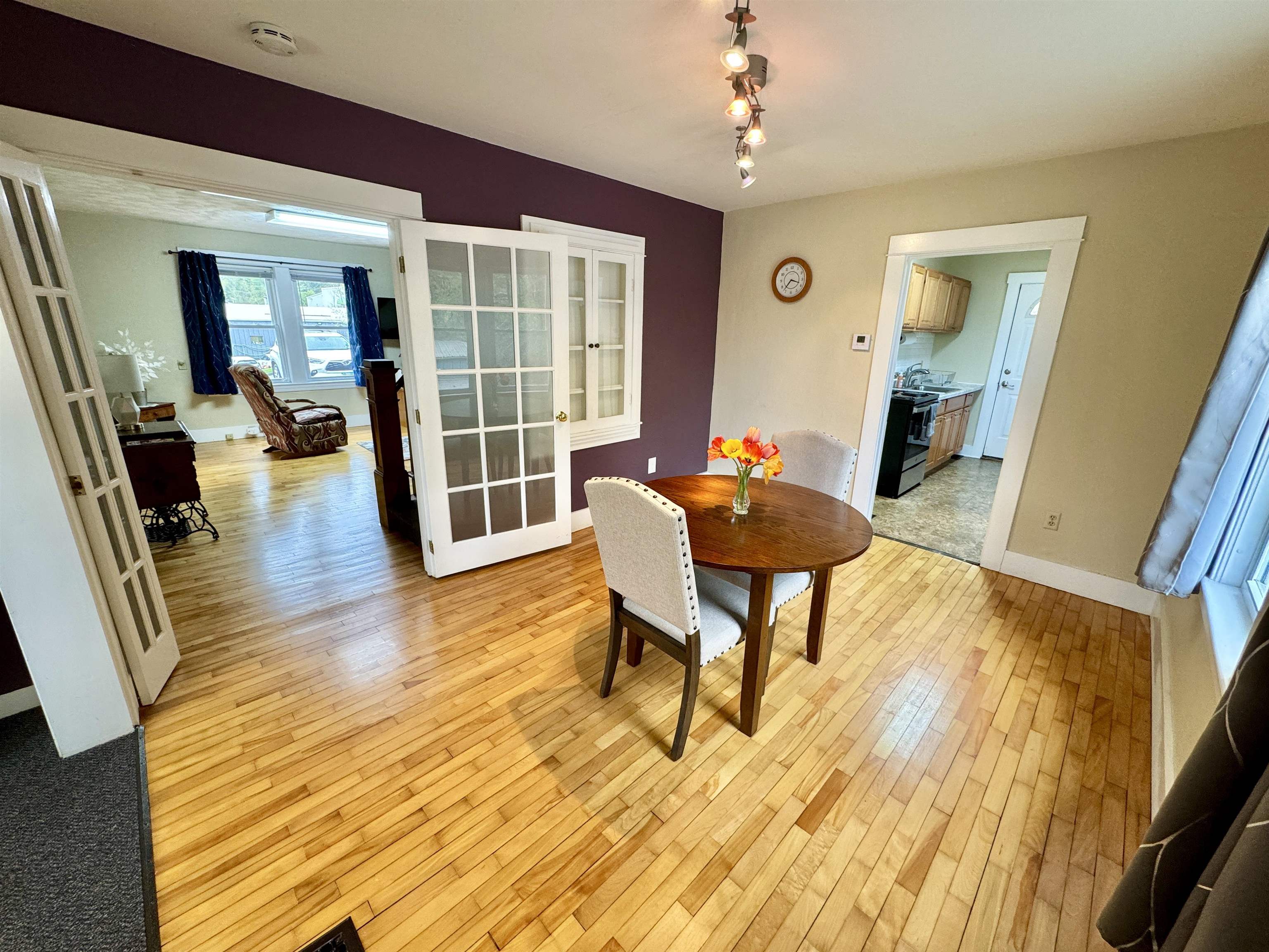 371 River Street Property Photo 7