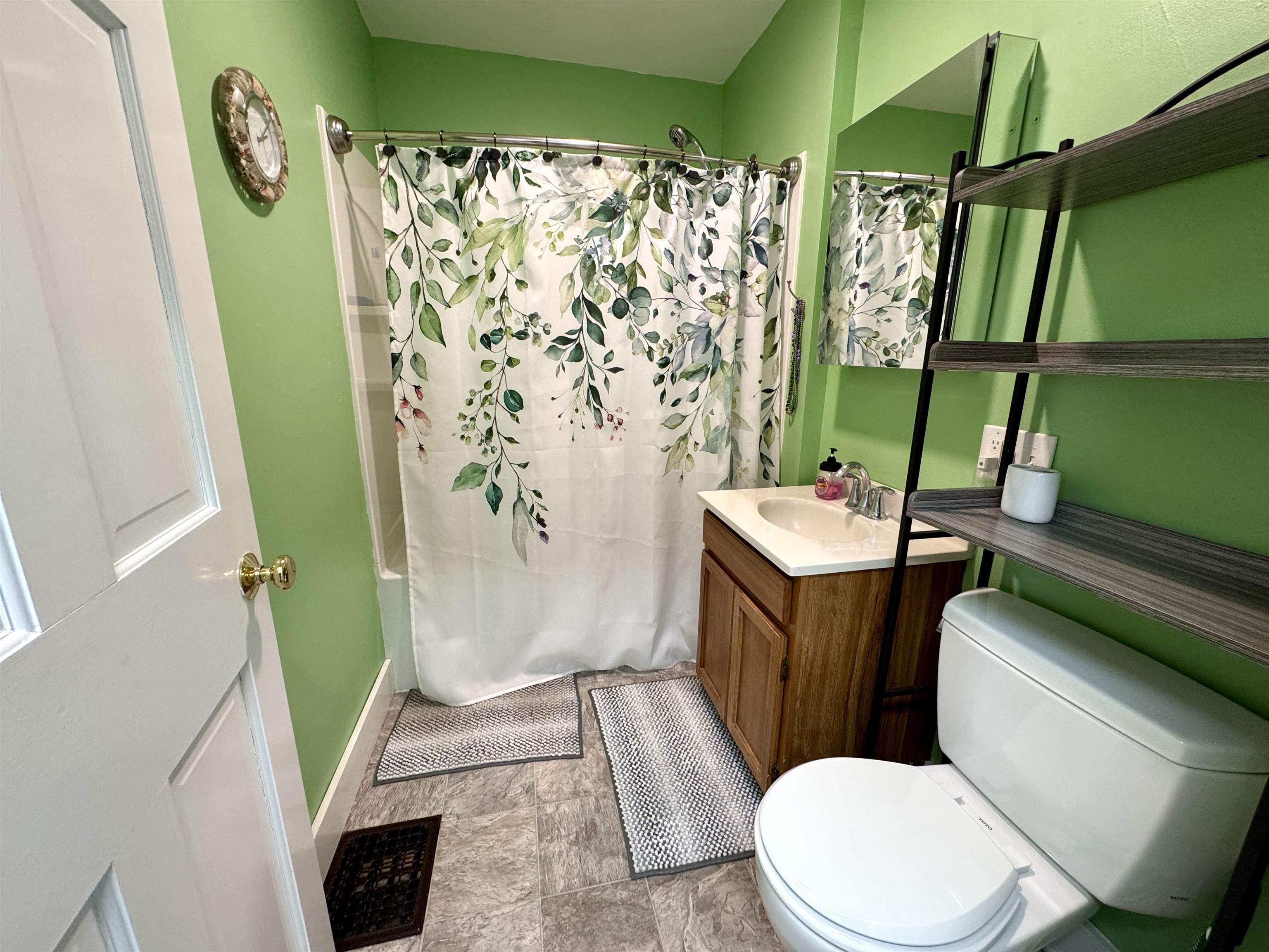 371 River Street Property Photo 21