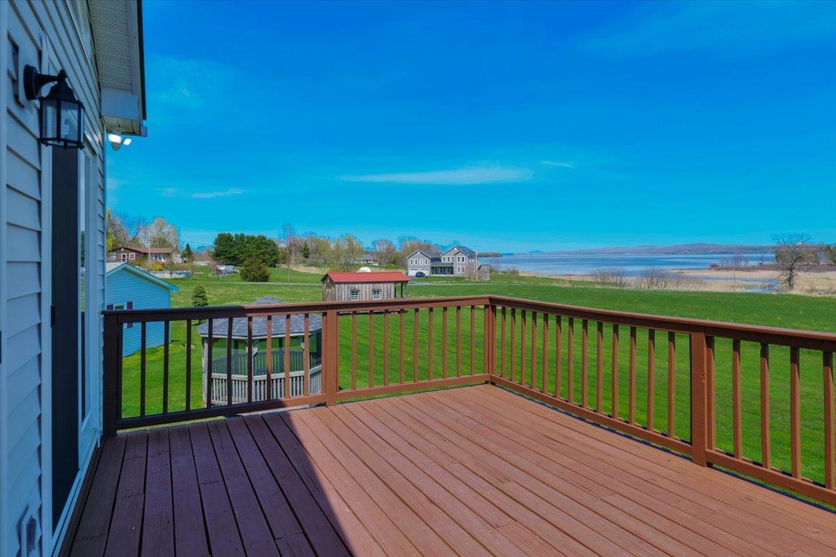 132 East Shore South Property Photo 3
