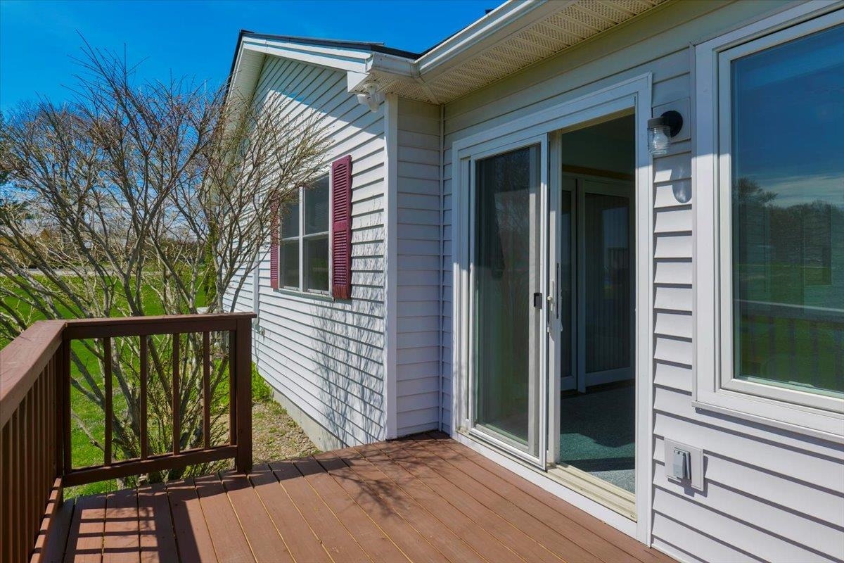 132 East Shore South Property Photo 44