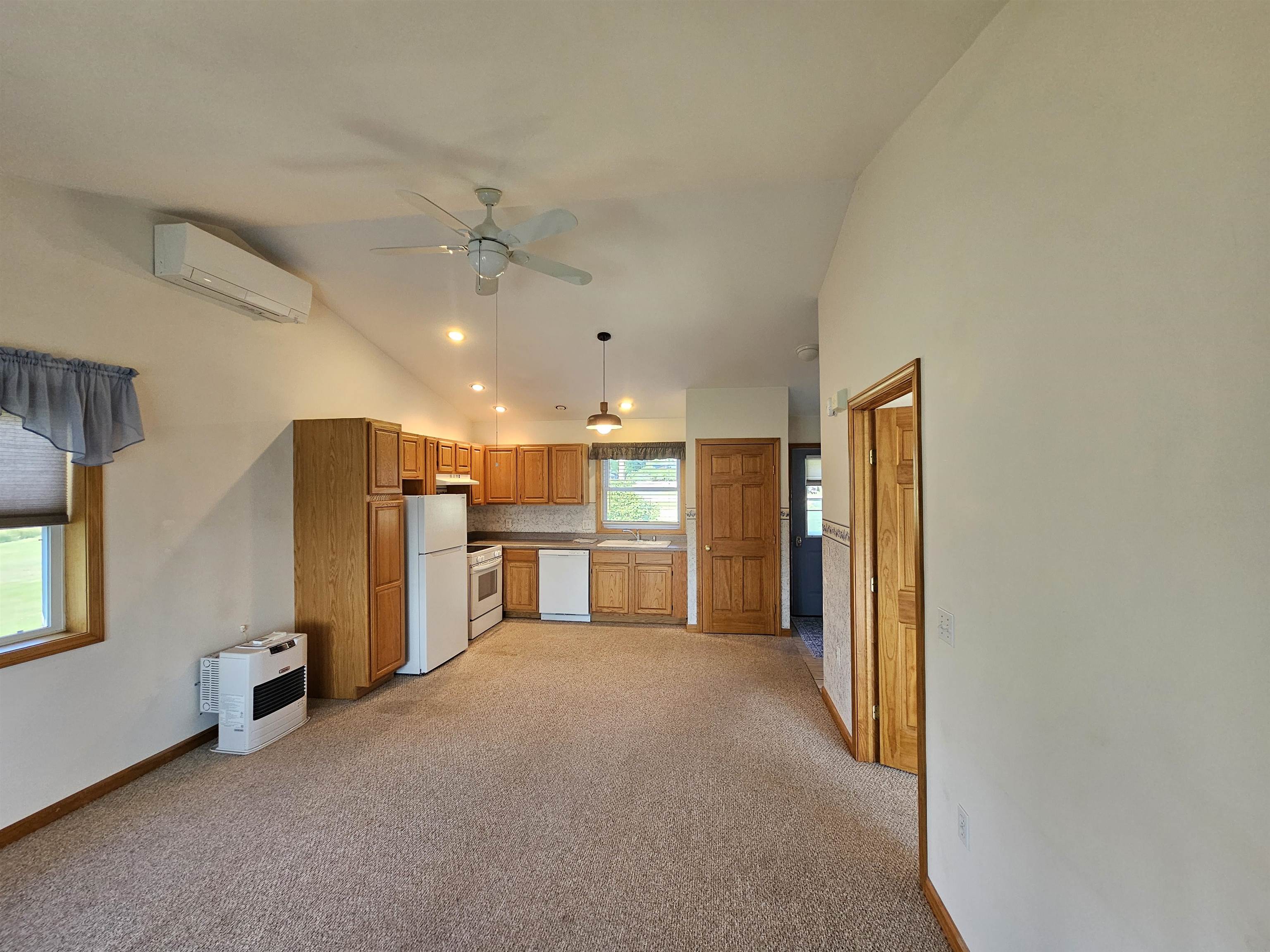 132 East Shore South Property Photo 46