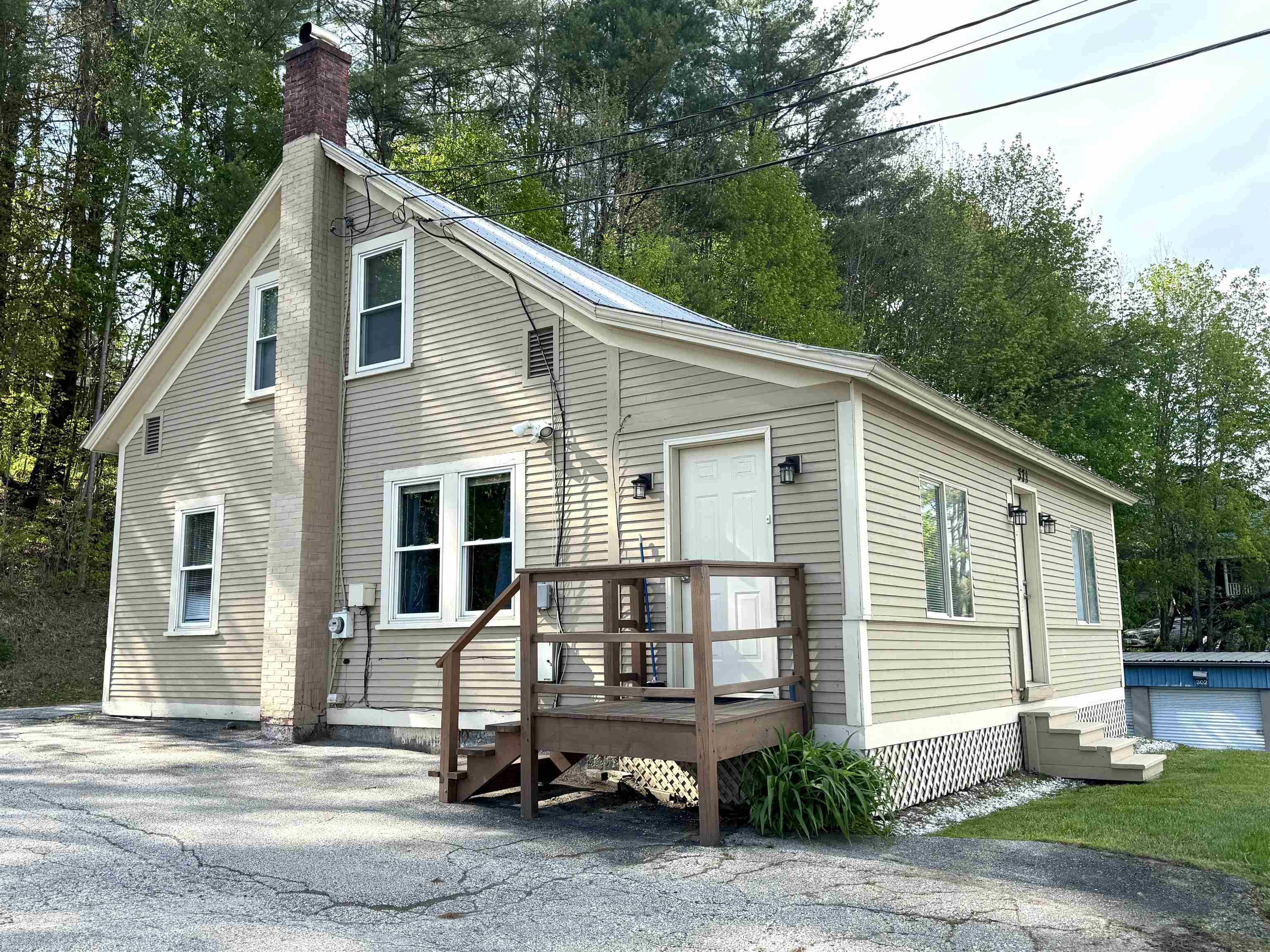 371 River Street Property Photo 1