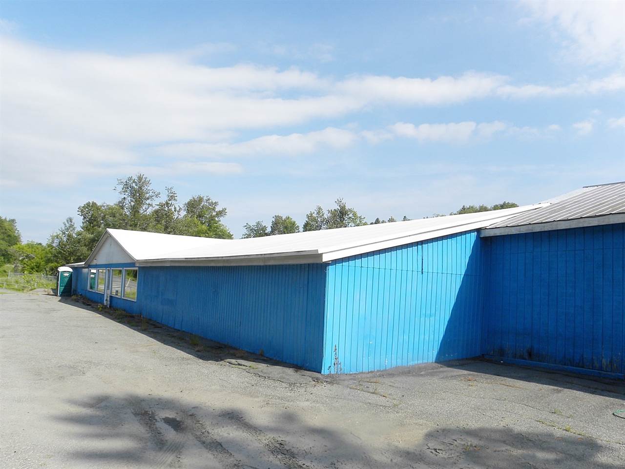 303 Willoughby Avenue Property Photo 14