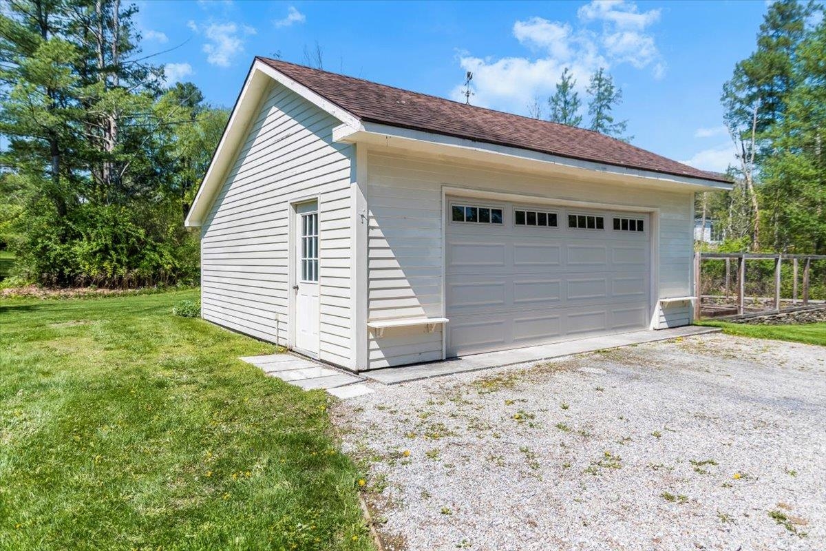 693 Longview Drive Property Photo 36