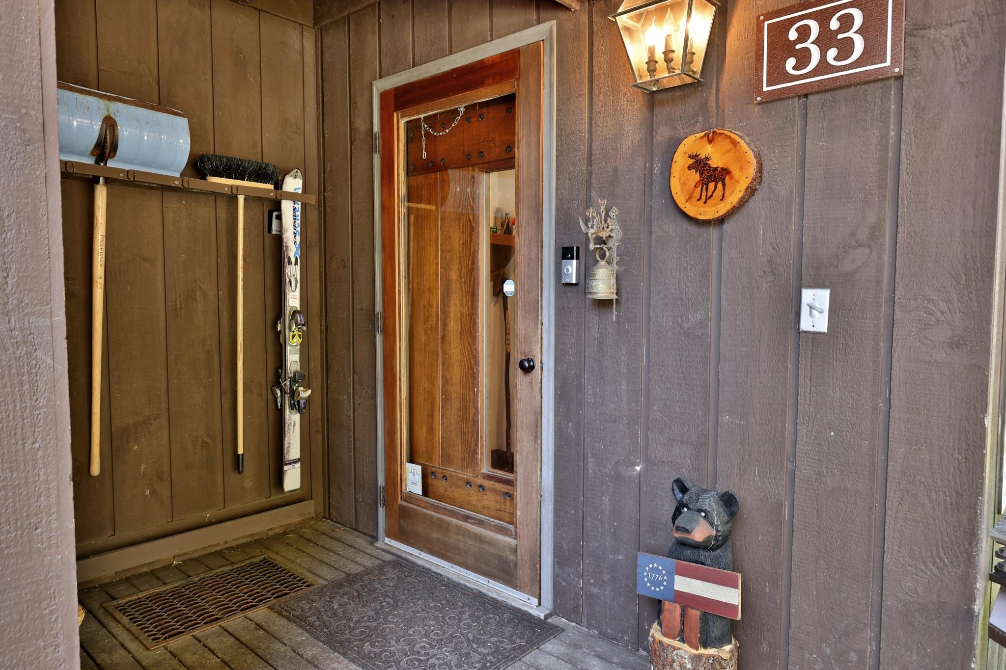 1226 East Ash Road Property Photo 3