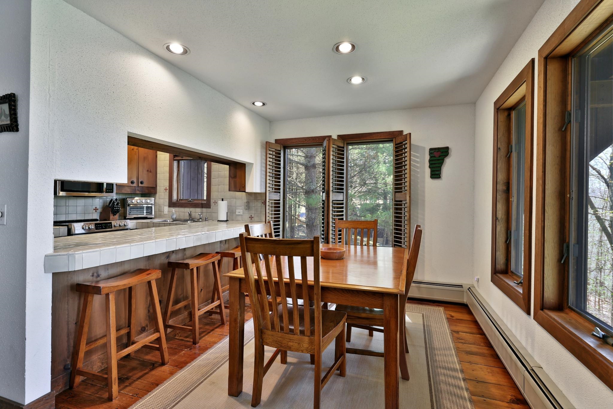 1226 East Ash Road Property Photo 9