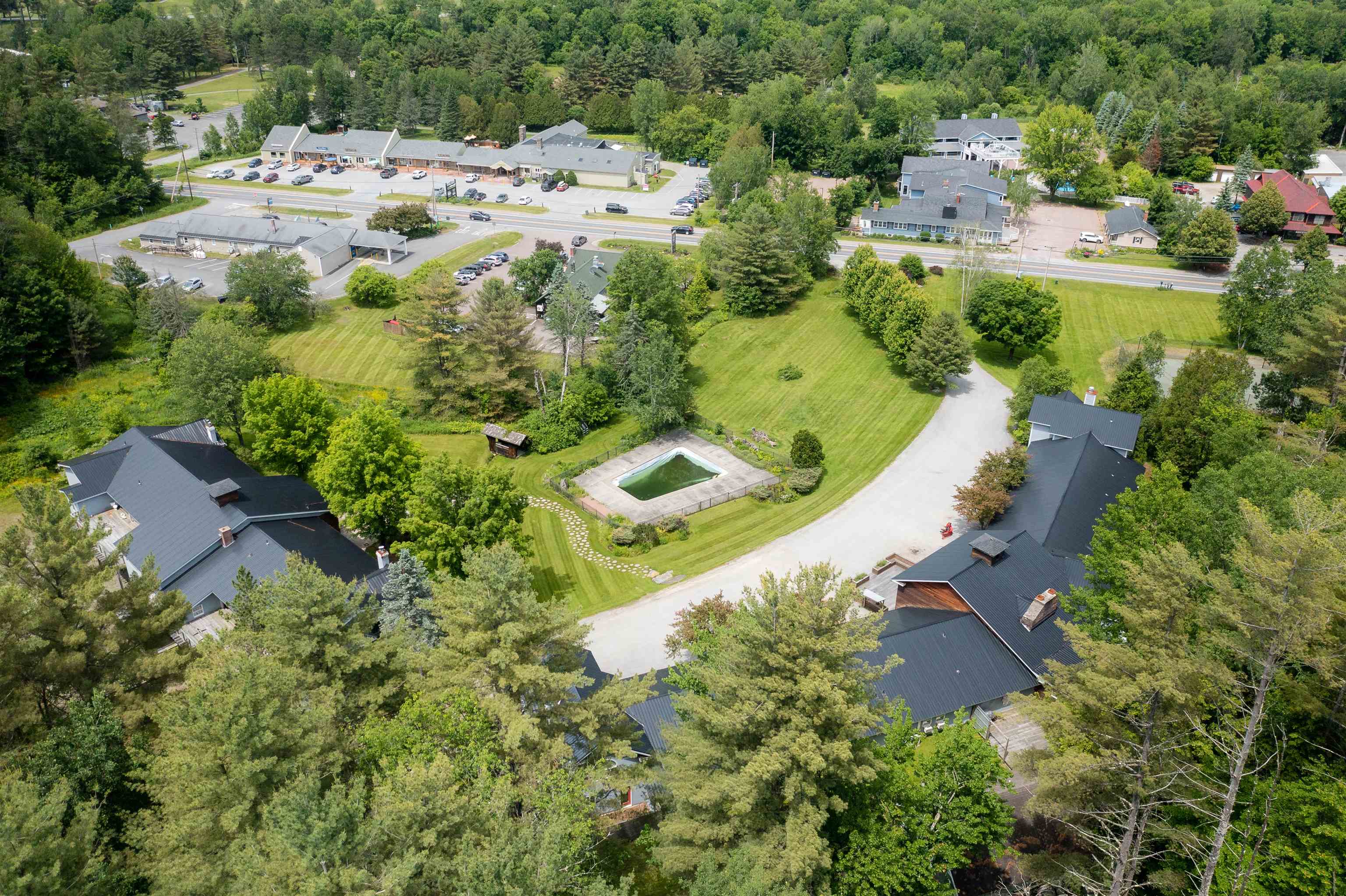 1007 Mountain Road Property Photo 5