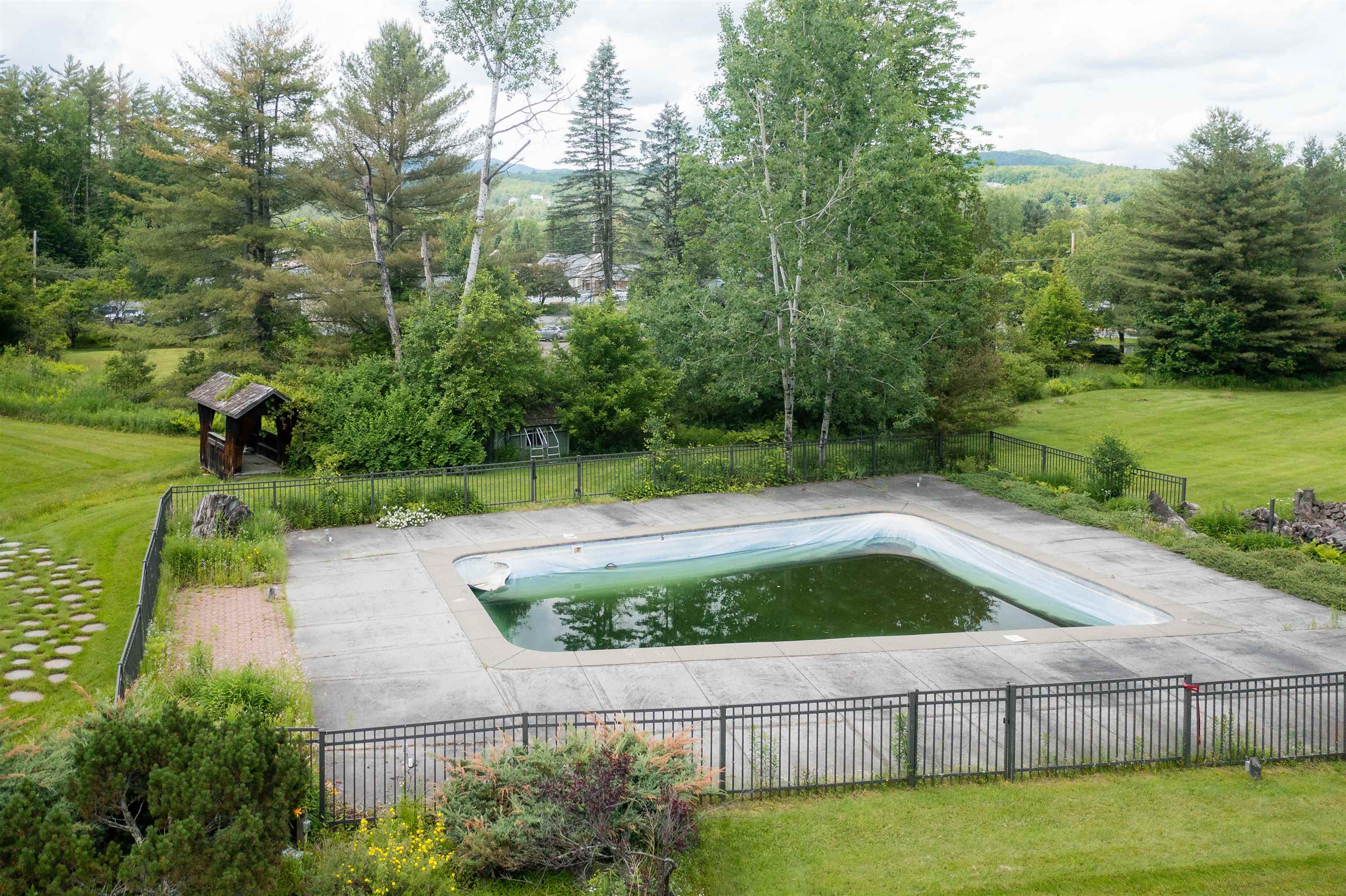 1007 Mountain Road Property Photo 20